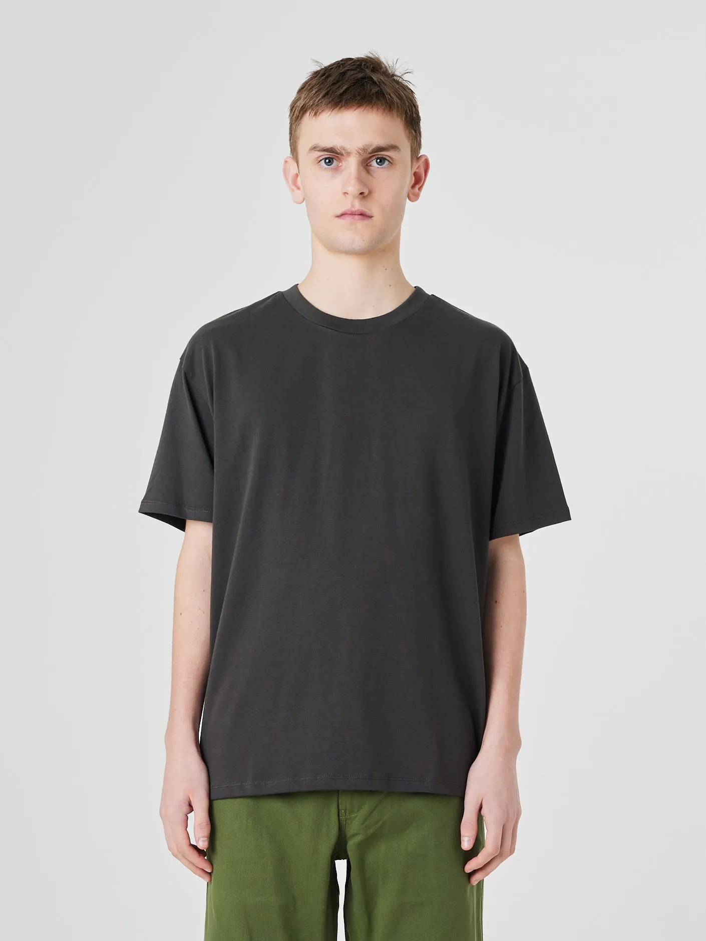 7006 Essential t-shirt - faded black sold by uskees product image thumbnail 2
