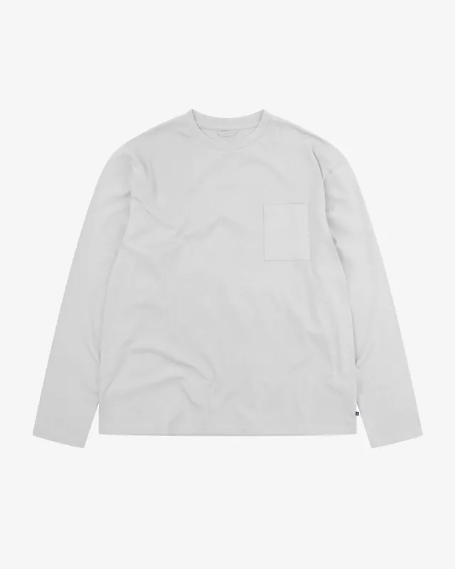 7010 Essential long sleeve t-shirt - white made by uskees