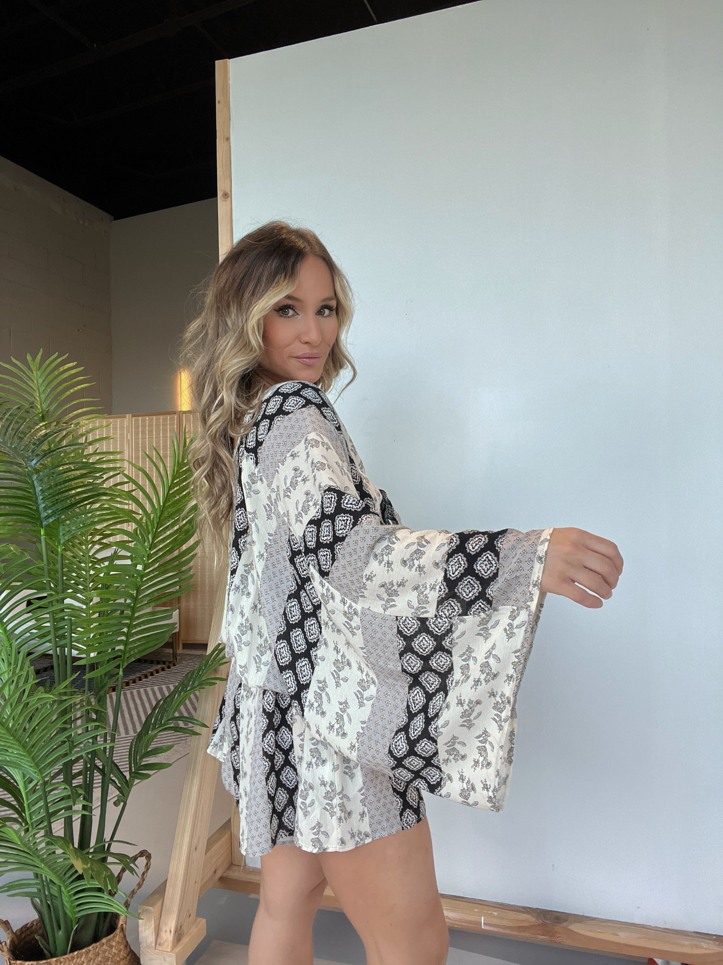 Made Ya Look Romper Black/Ivory sold by Chic by Ally B product image thumbnail 5