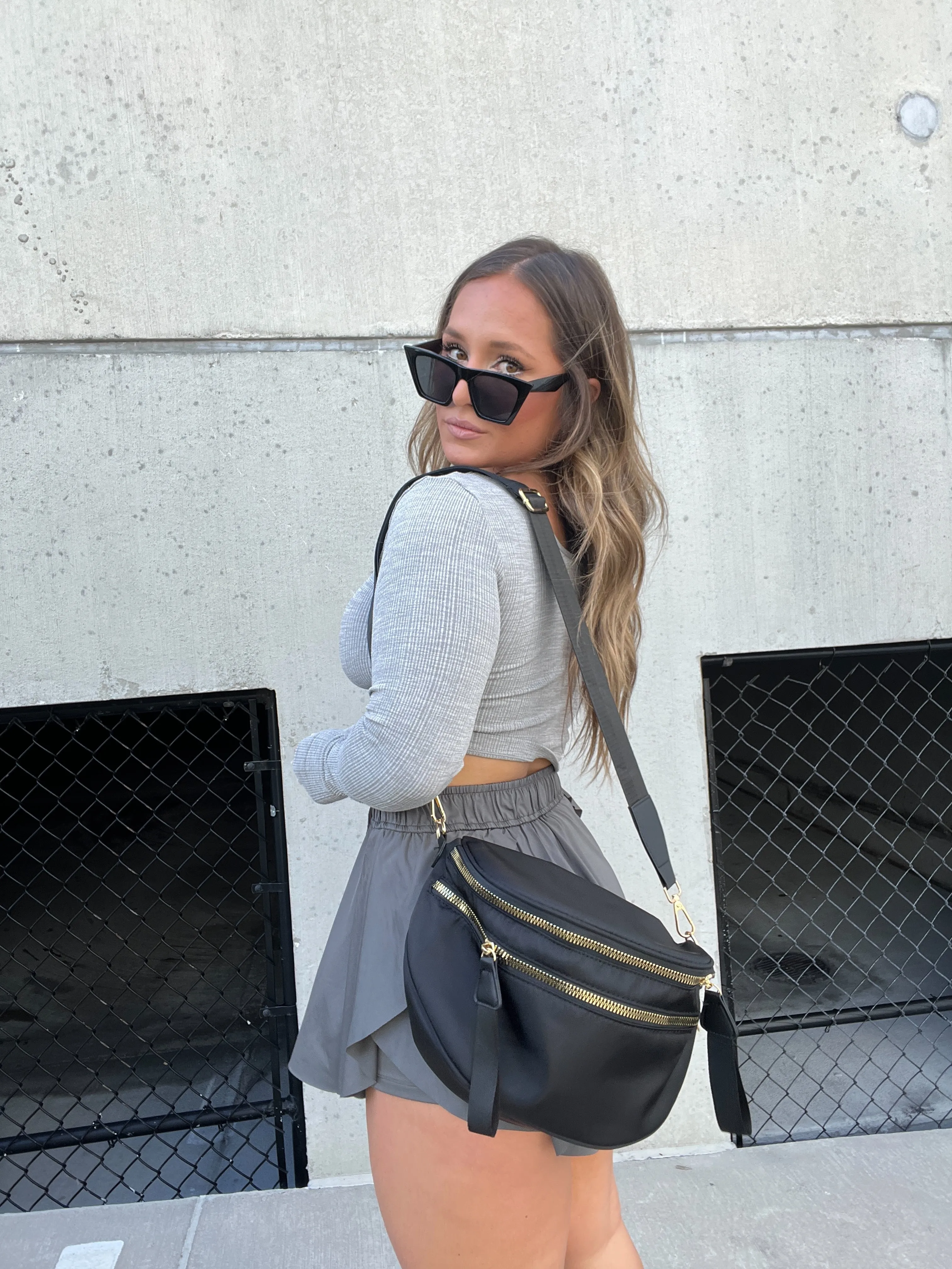 Black Oversized Belt Bag sold by Chic by Ally B product image thumbnail 4