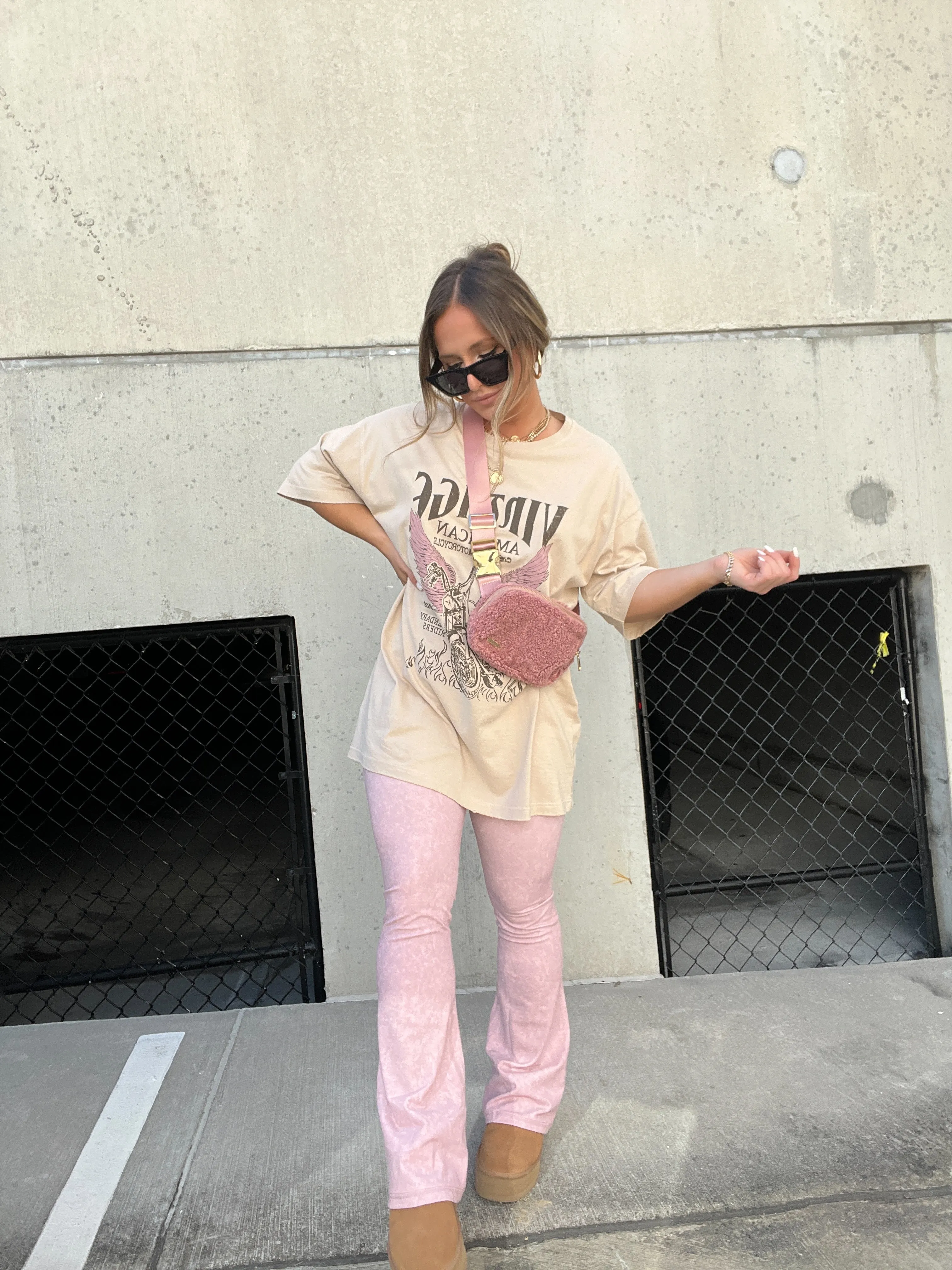 VINTAGE MOTORS TEE BEIGE sold by Chic by Ally B product image thumbnail 3