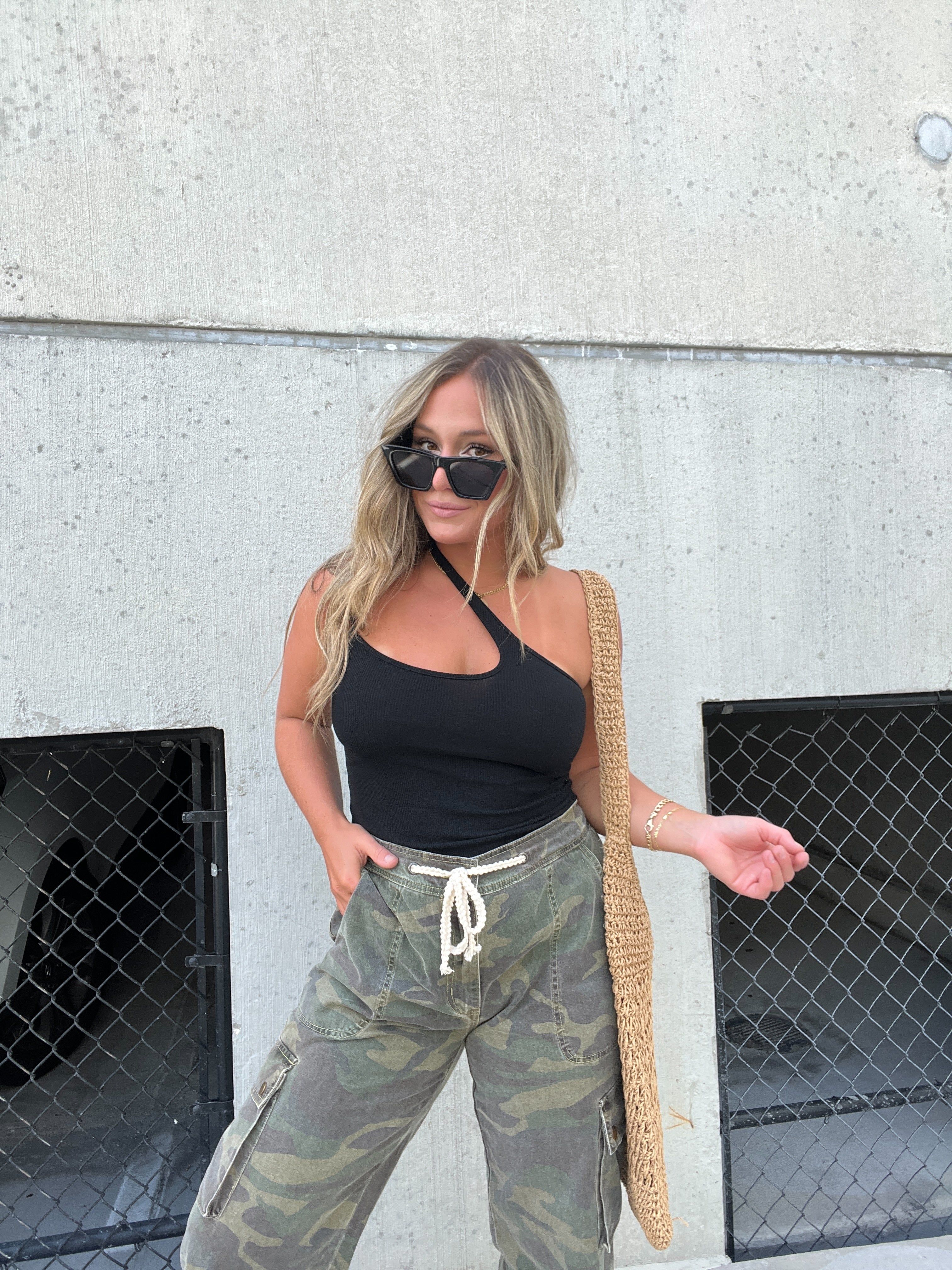 BLACK CONTOUR ONE SHOULDER TANK sold by Chic by Ally B product image thumbnail 5