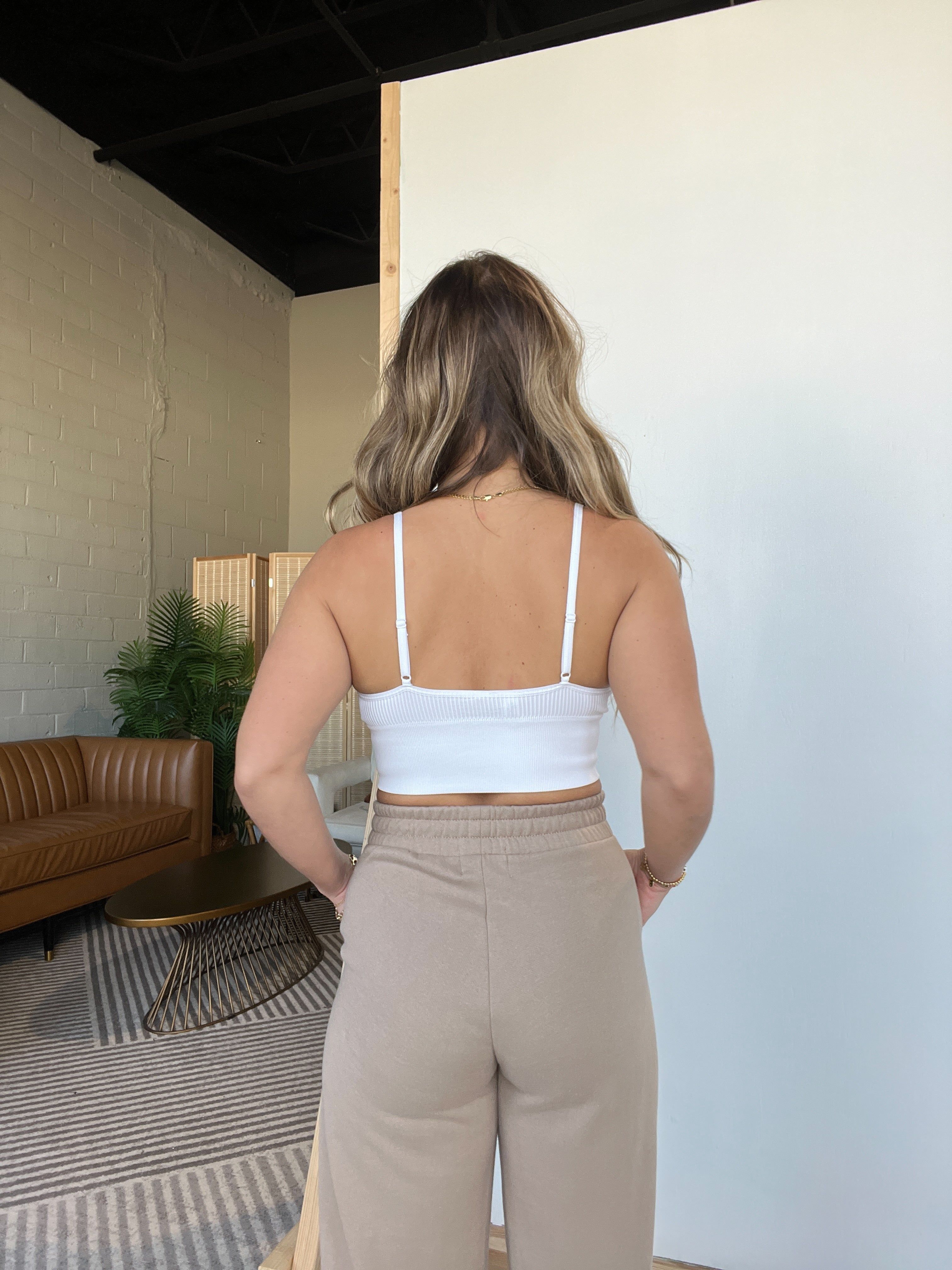 With It Seamless Basic Tank White sold by Chic by Ally B product image thumbnail 3