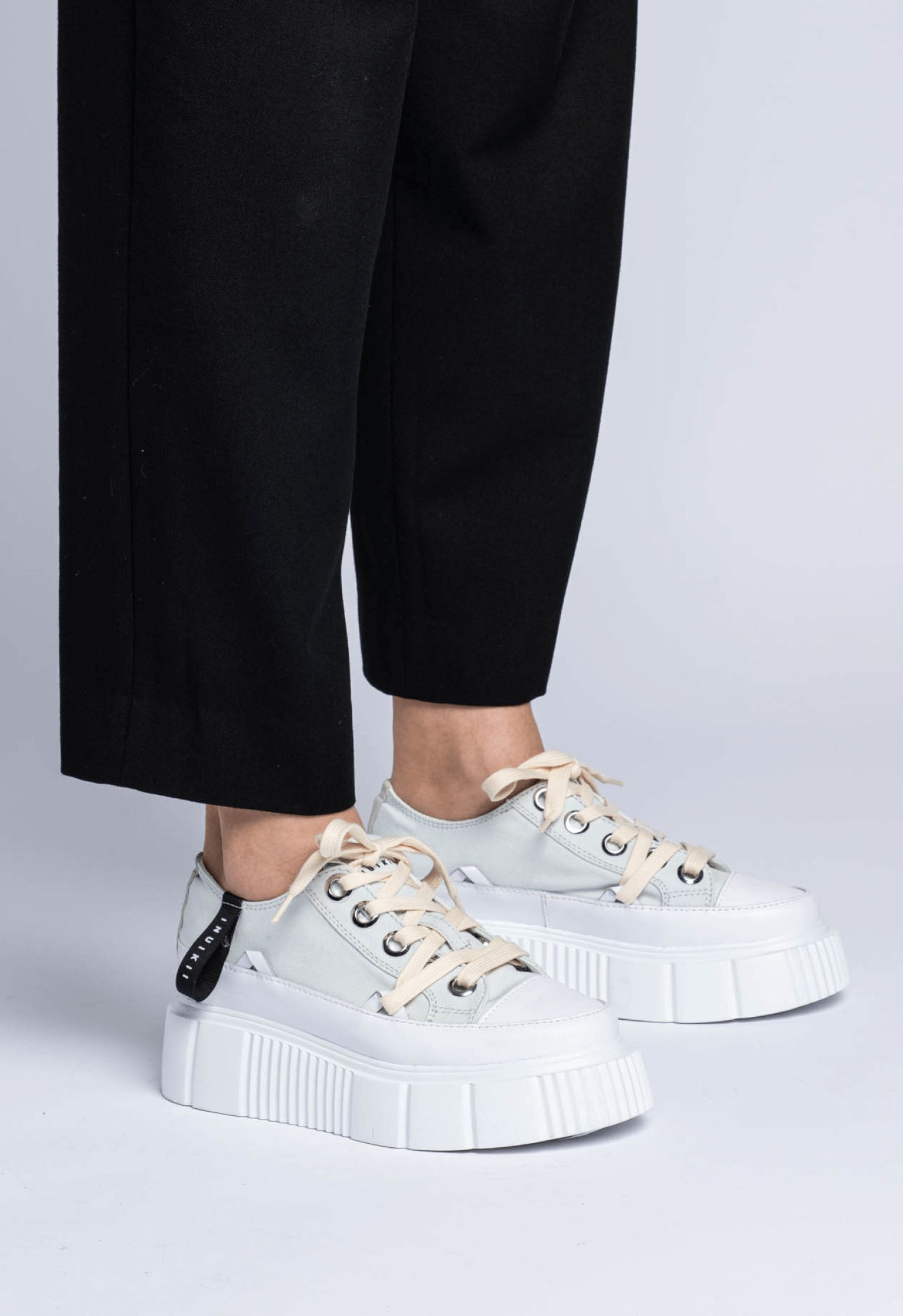 Matilda Canvas Low 23 sold by Inuikii product image thumbnail 6