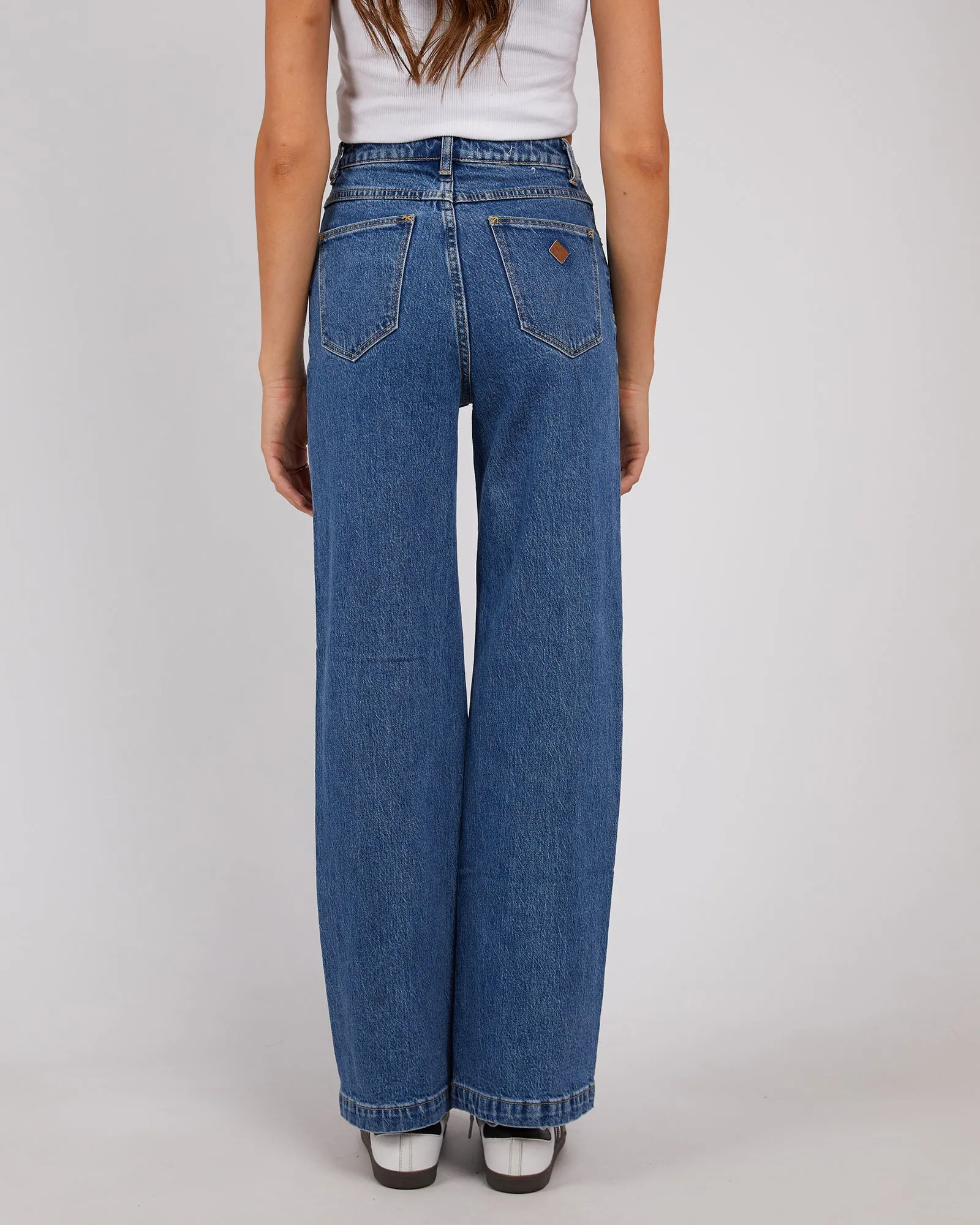A 94 High & Wide Jean Chantelle Mid Blue sold by edge clothing product image thumbnail 3