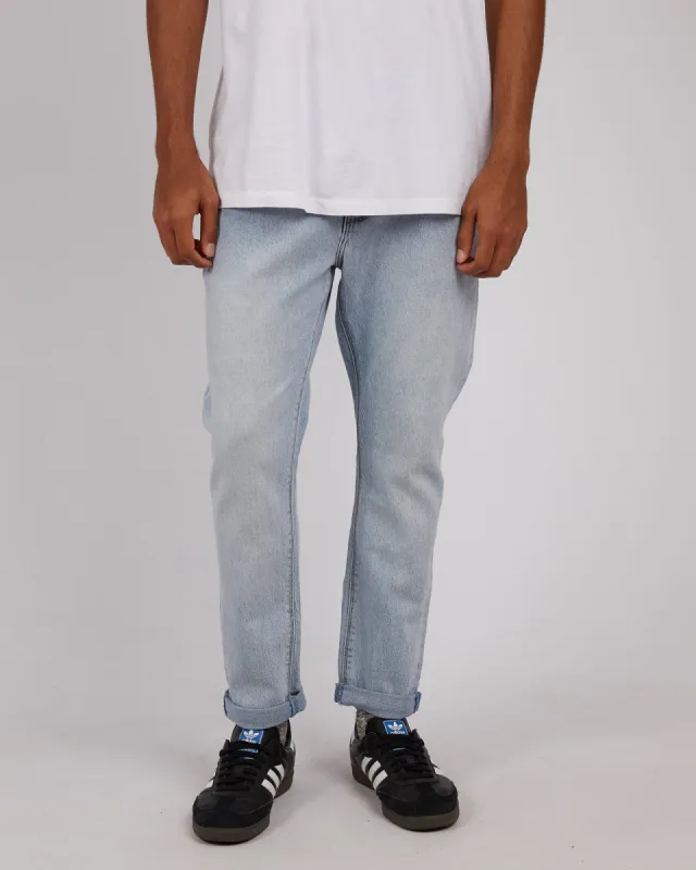 A Dropped Slim Jean Peril Blue sold by edge clothing