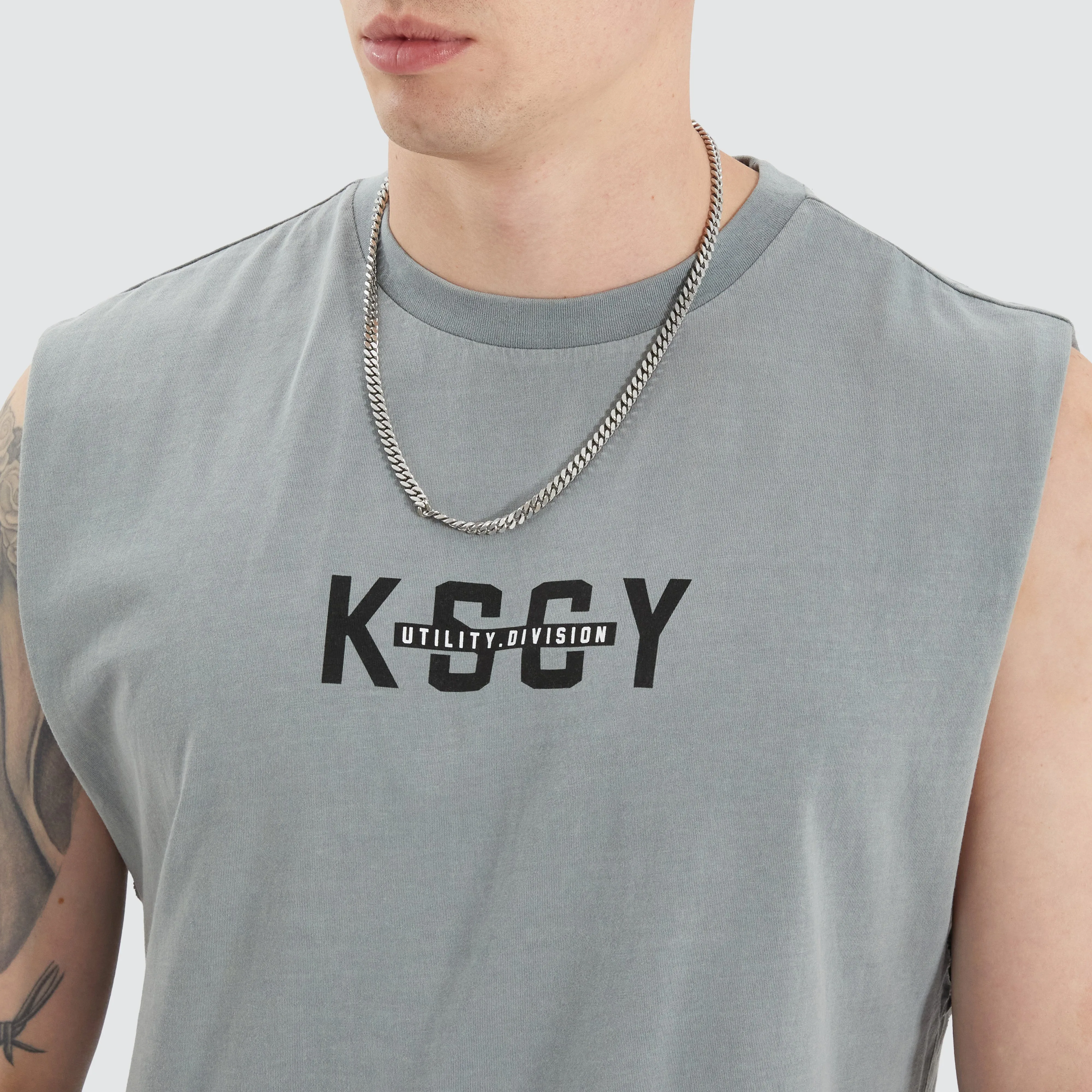 Divided Dual Curved Muscle Pigment Neutral Grey sold by edge clothing product image thumbnail 4