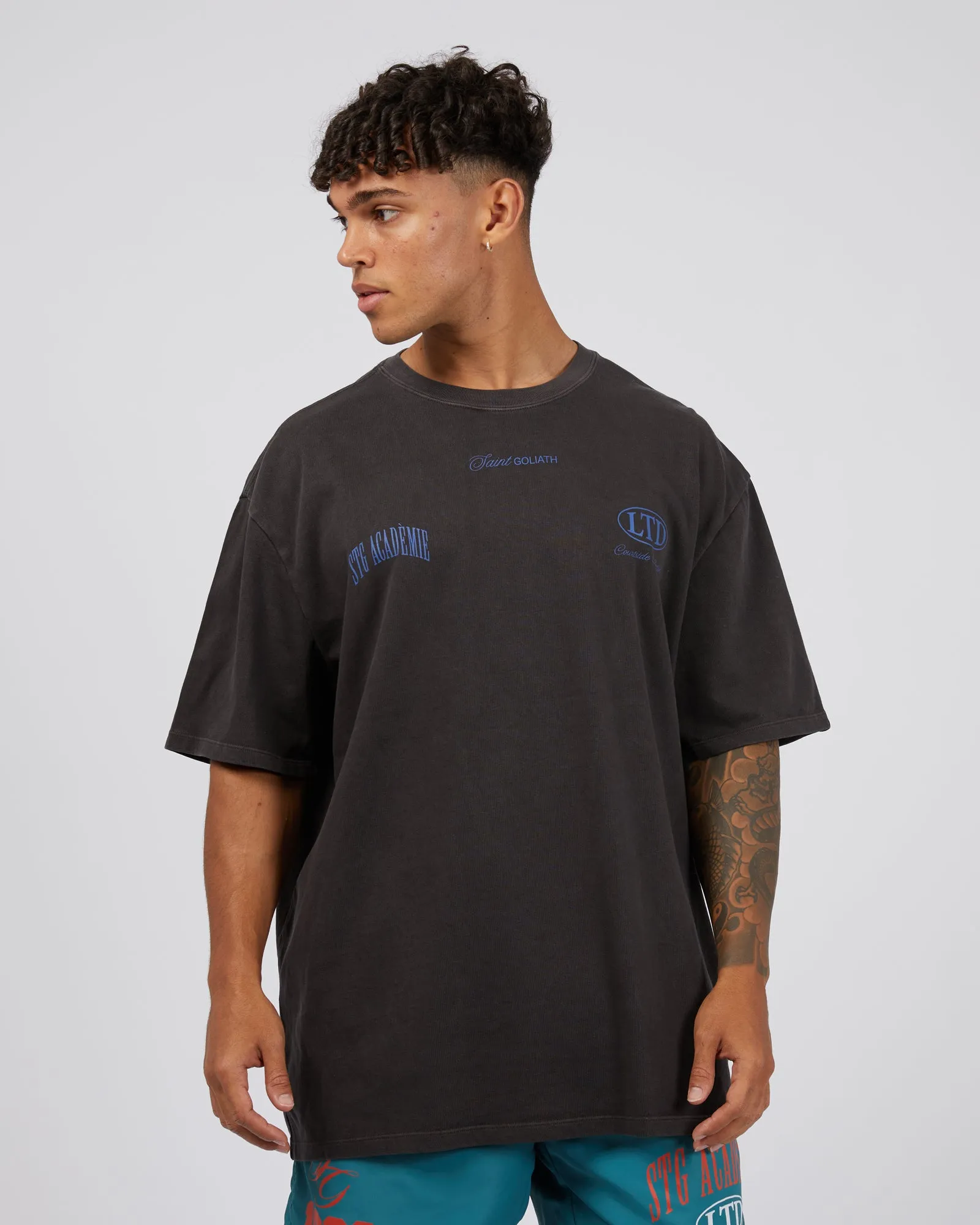 Courtside Tee Coal sold by edge clothing