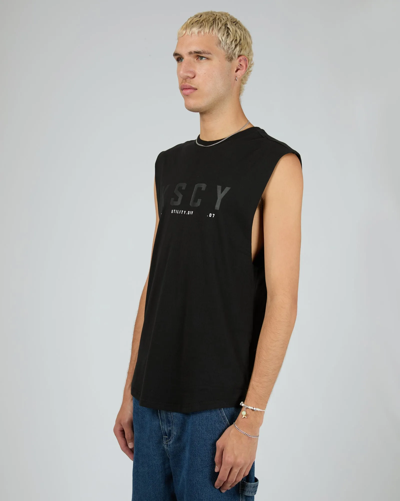 Penge Dual Curved Muscle Black sold by edge clothing product image thumbnail 4