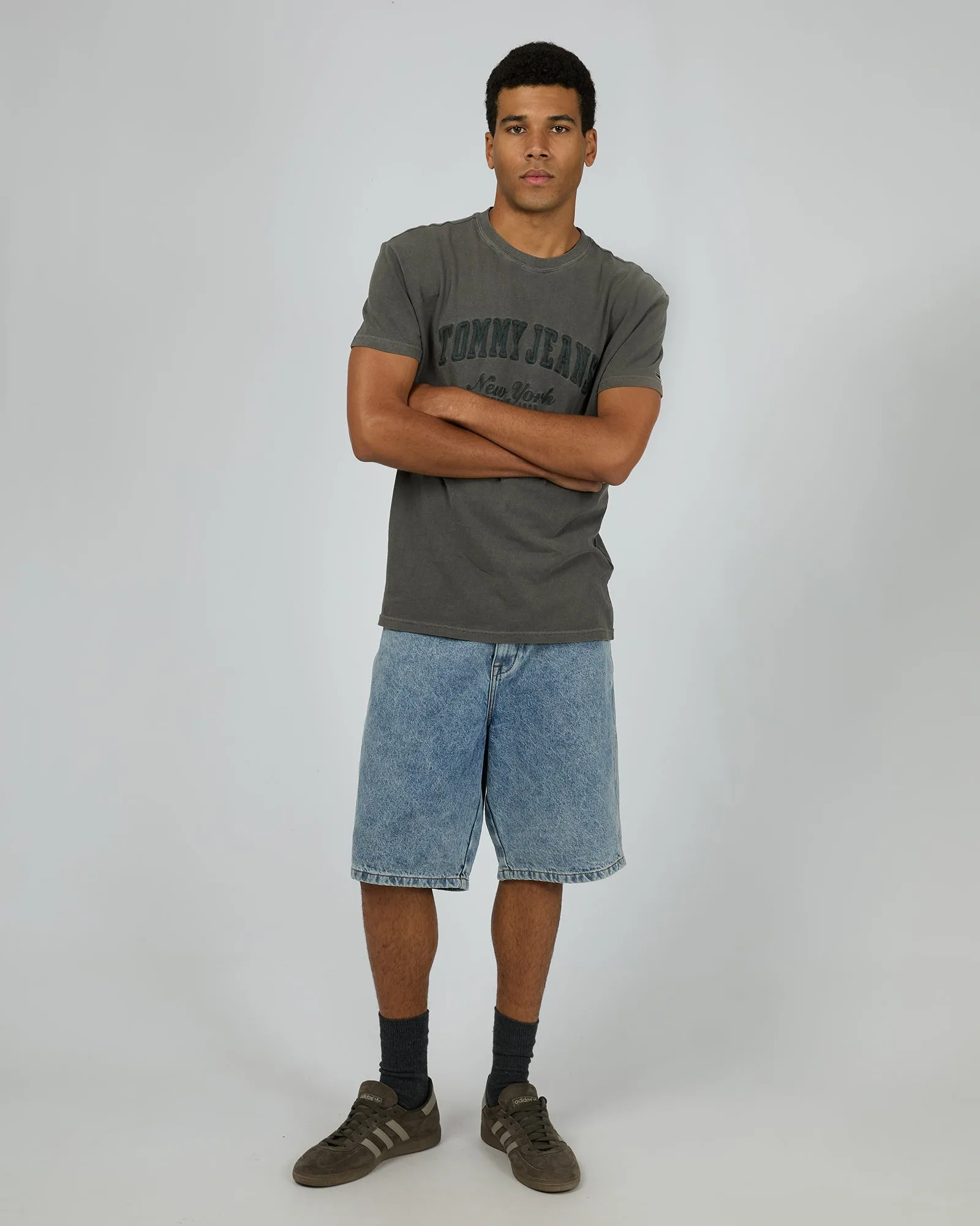 Regular Vintage Varsity Tee Black sold by edge clothing product image thumbnail 2