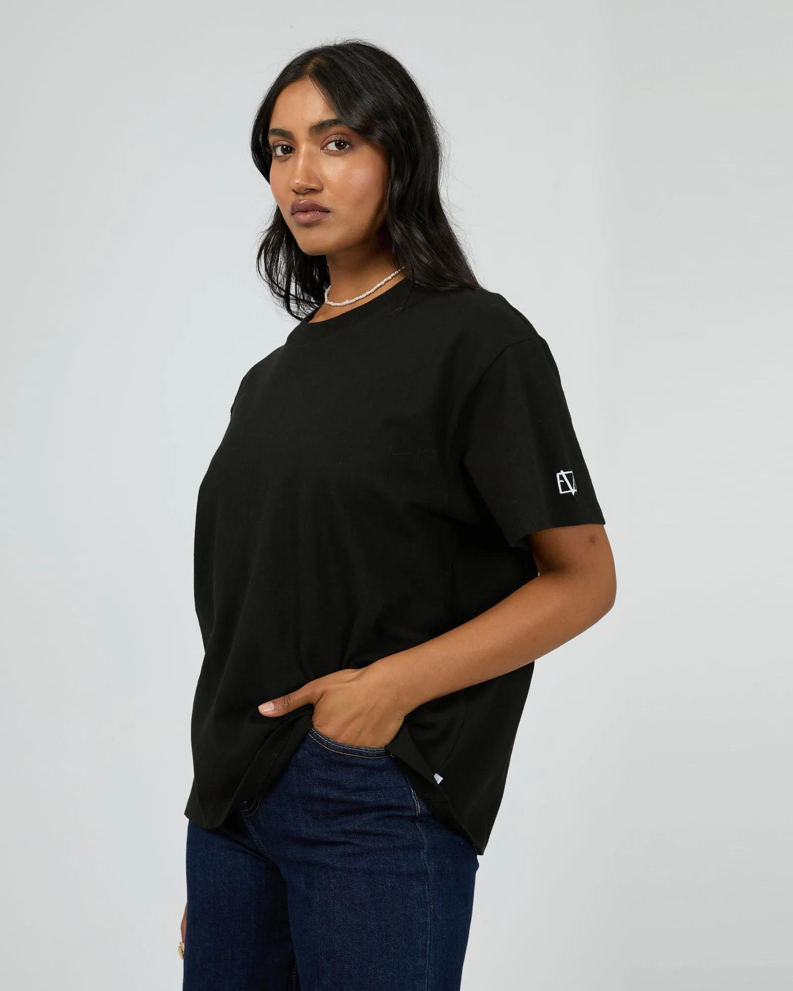 Eve Basic Monogram Tee Black sold by edge clothing product image thumbnail 4