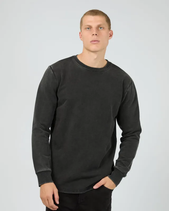 Scoop Crew Washed Black sold by edge clothing