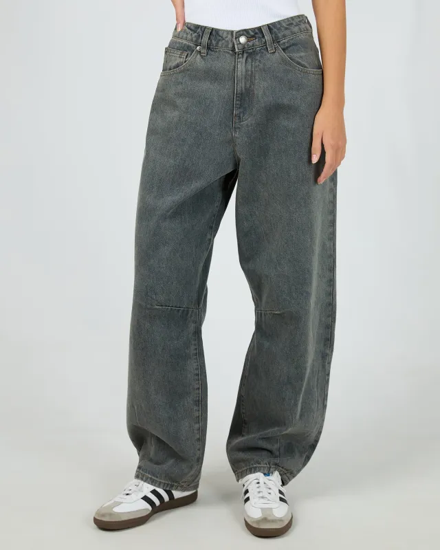 Hallie Barrel Leg Jean Slate sold by edge clothing