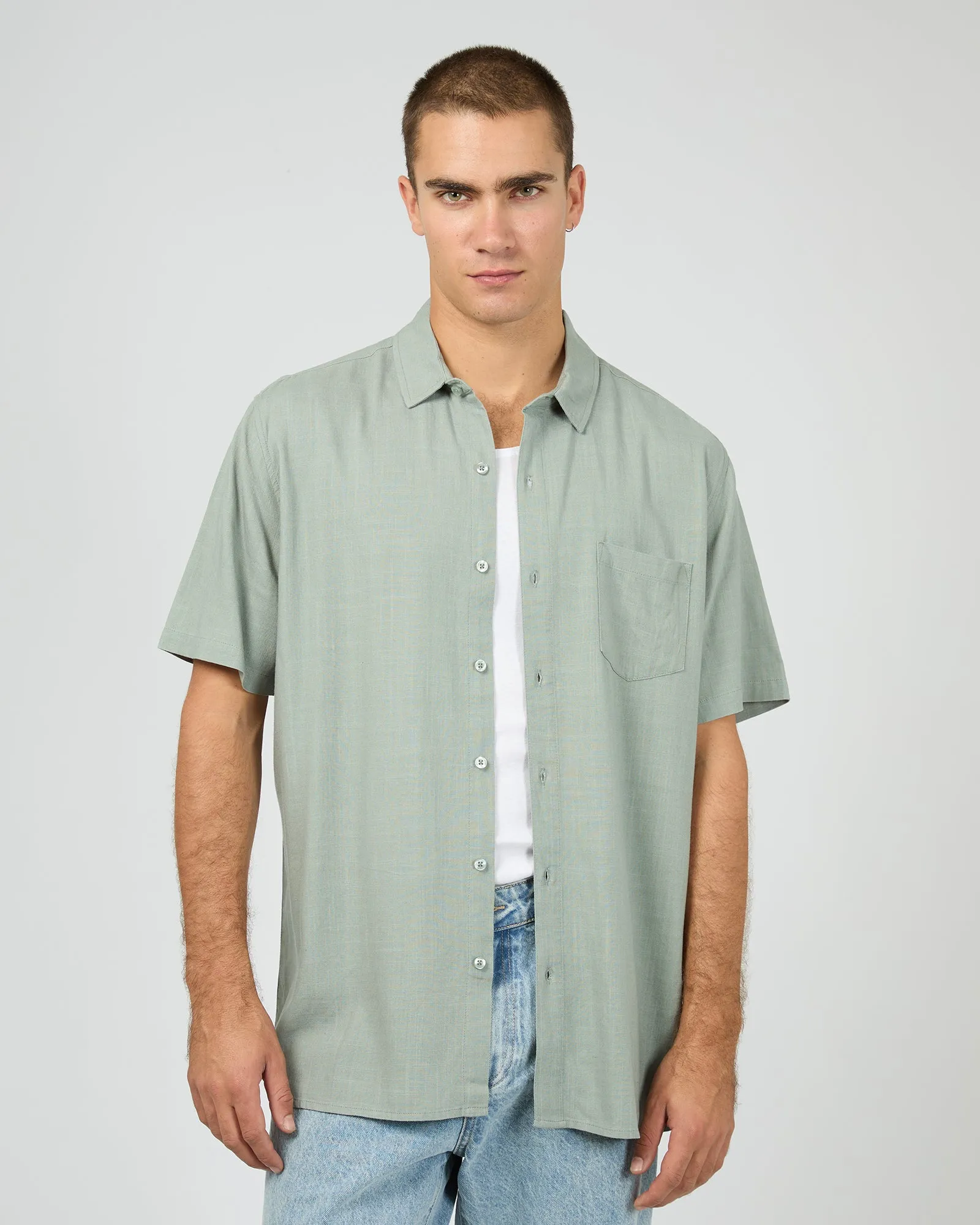 Textured Linen Ss Shirt Green sold by edge clothing