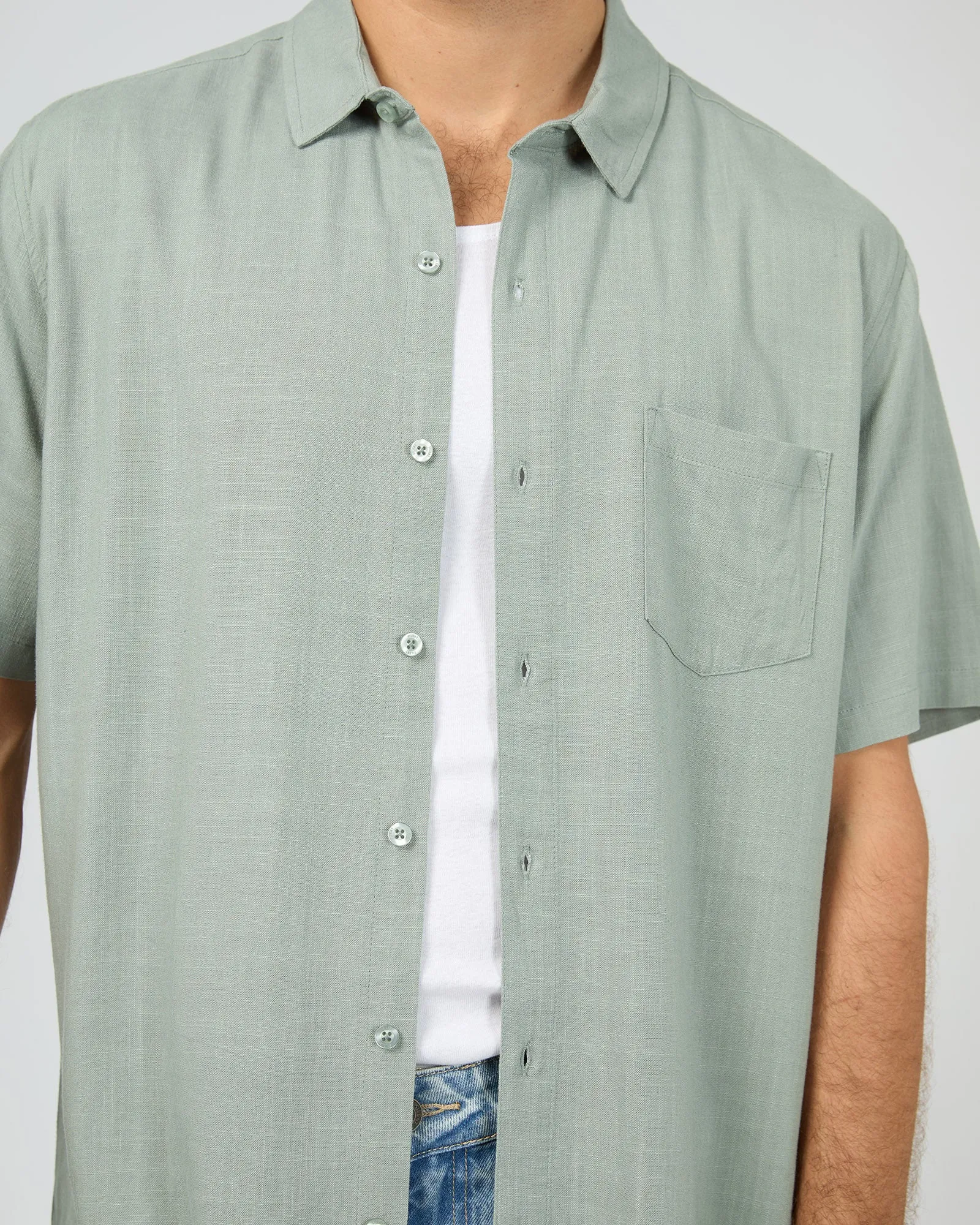 Textured Linen Ss Shirt Green sold by edge clothing product image thumbnail 4