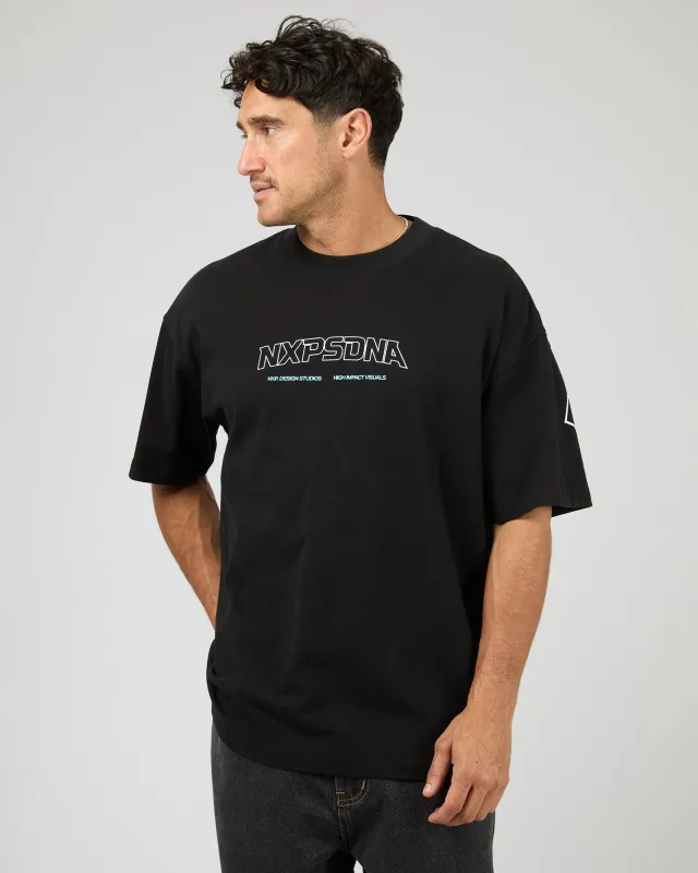 Airflow Raptor Tee Black made by Nena and Pasadena