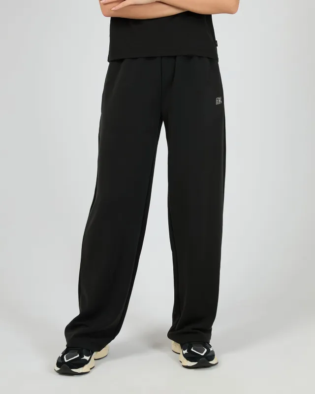 Luxe Active Pant Black made by All About Eve
