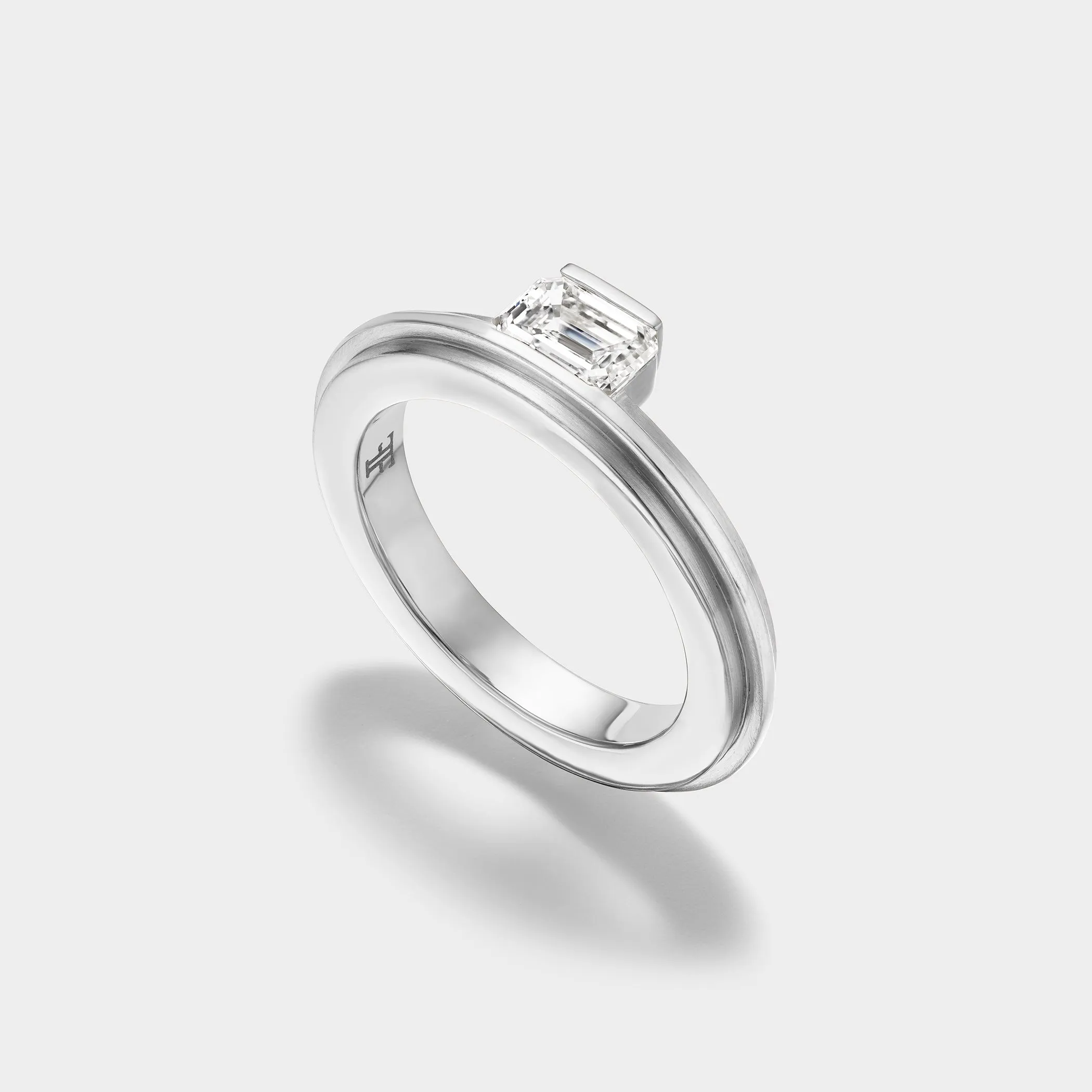 Emerald Lovers Ring sold by Fiametta product image thumbnail 2