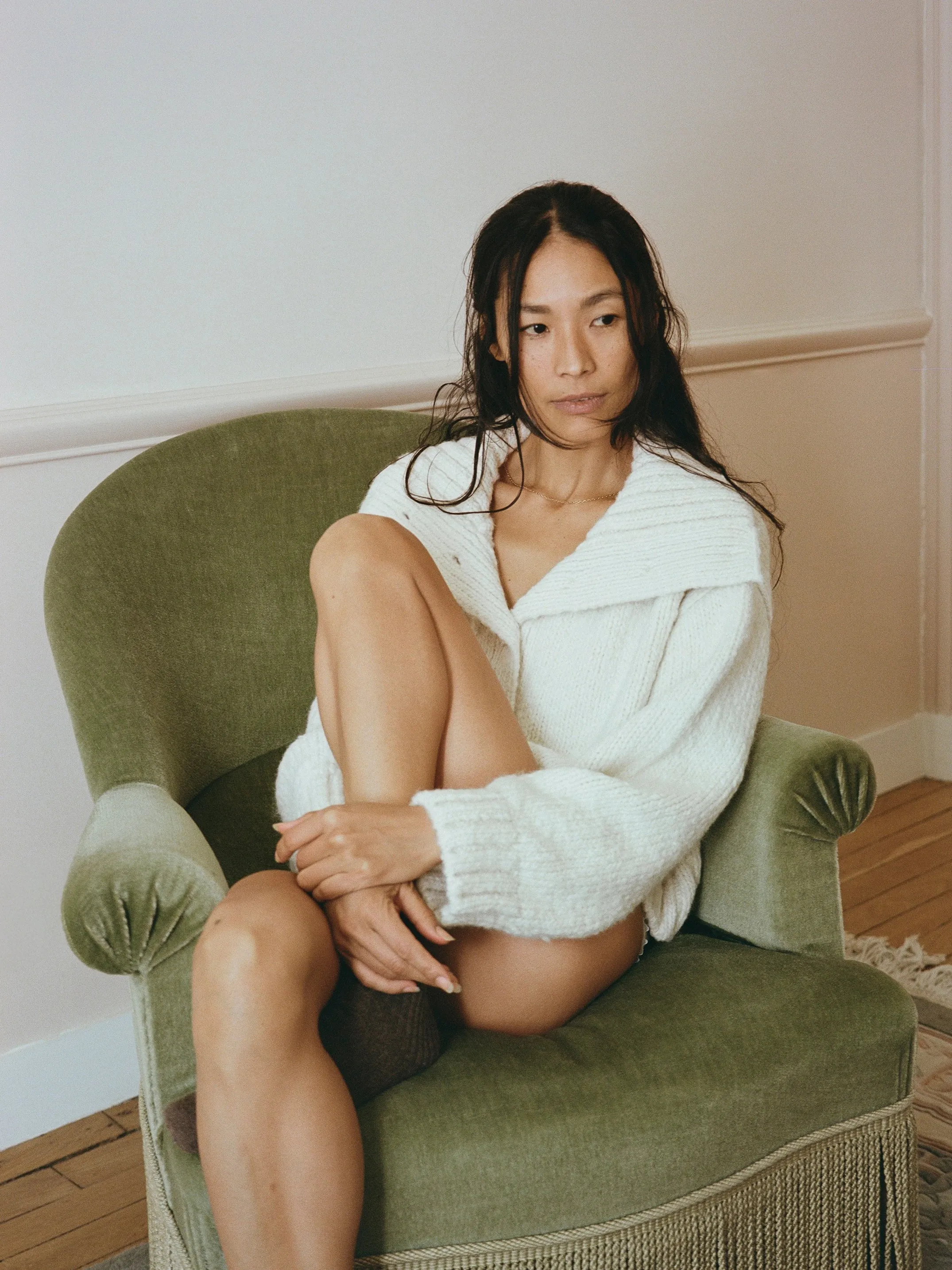 Cabin Cardi, Huacaya Alpaca, Natural sold by Ozma product image thumbnail 4