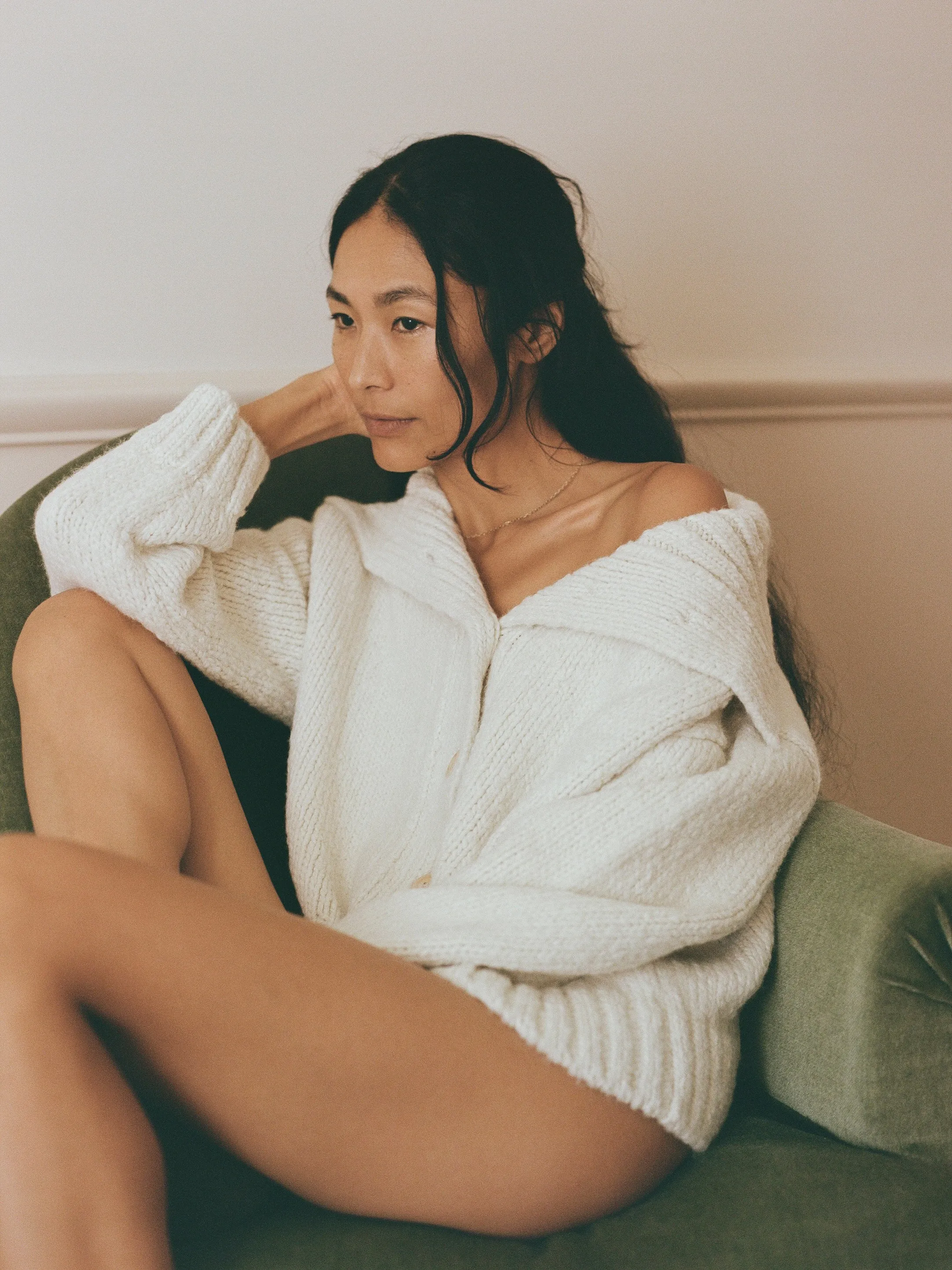 Cabin Cardi, Huacaya Alpaca, Natural sold by Ozma product image thumbnail 2