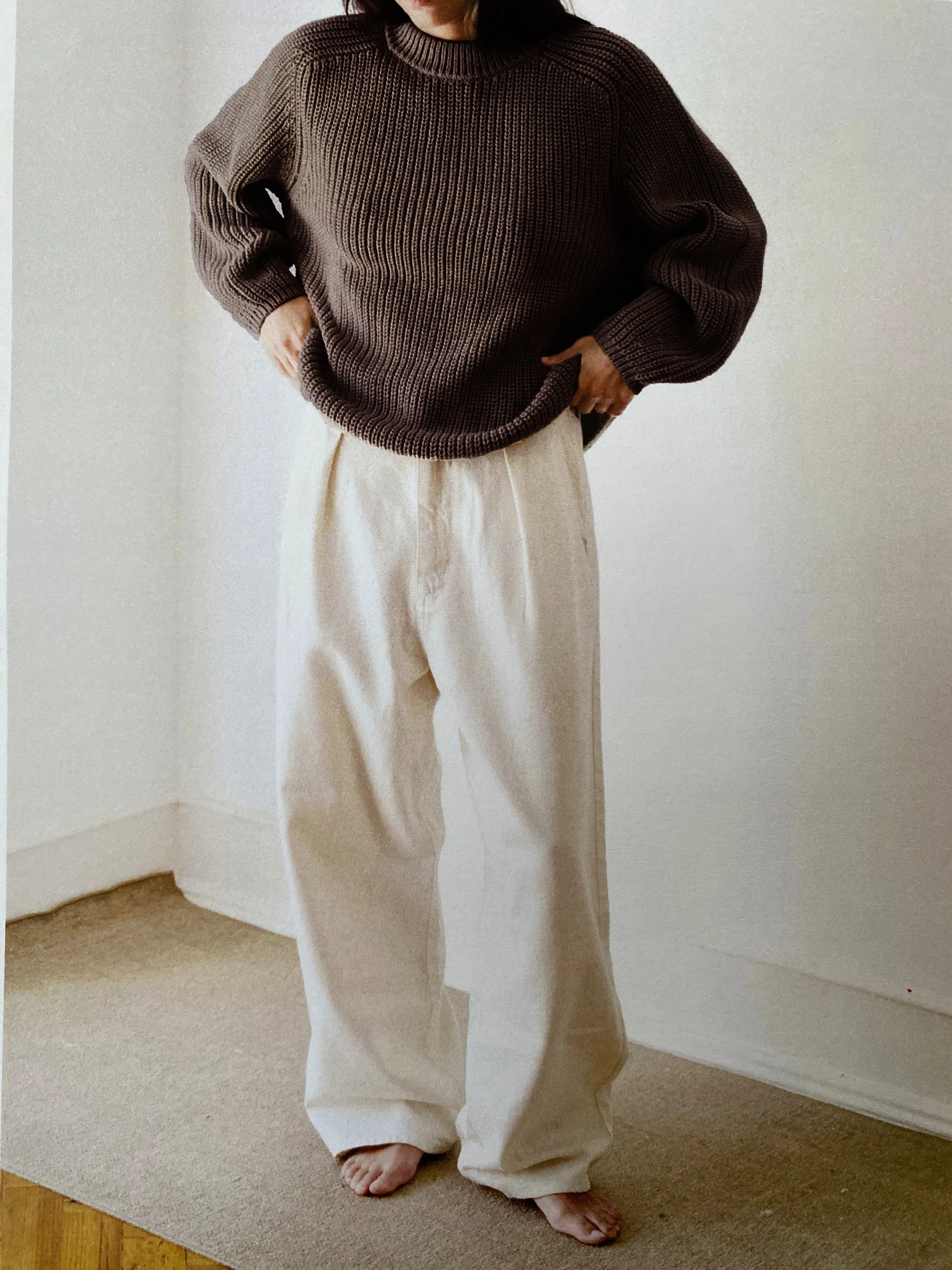 Elia Crew, Organic Cotton, Chocolate sold by Ozma product image thumbnail 3