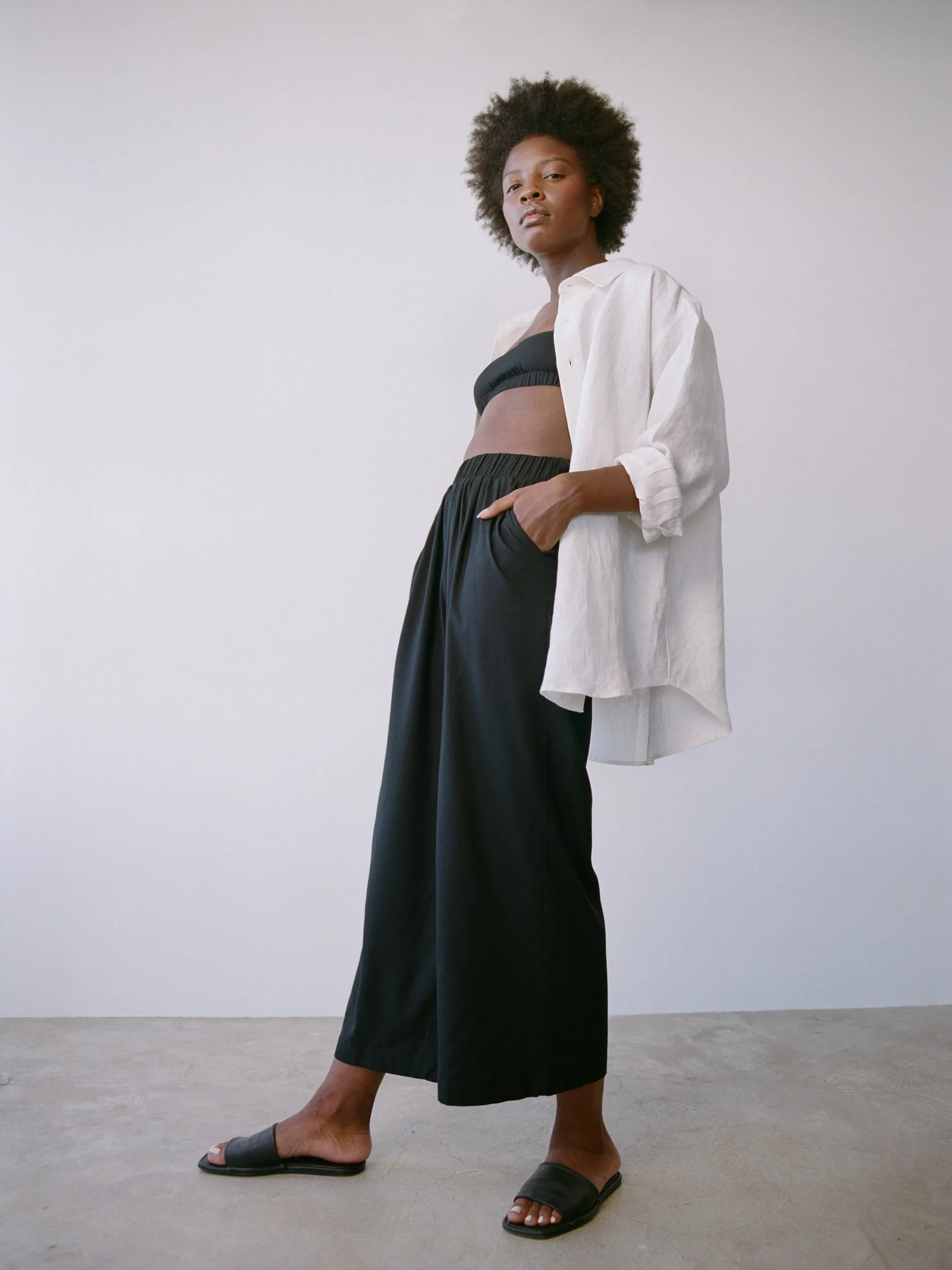 Crop Wide Leg, Regen Silk Noil, Black sold by Ozma product image thumbnail 4