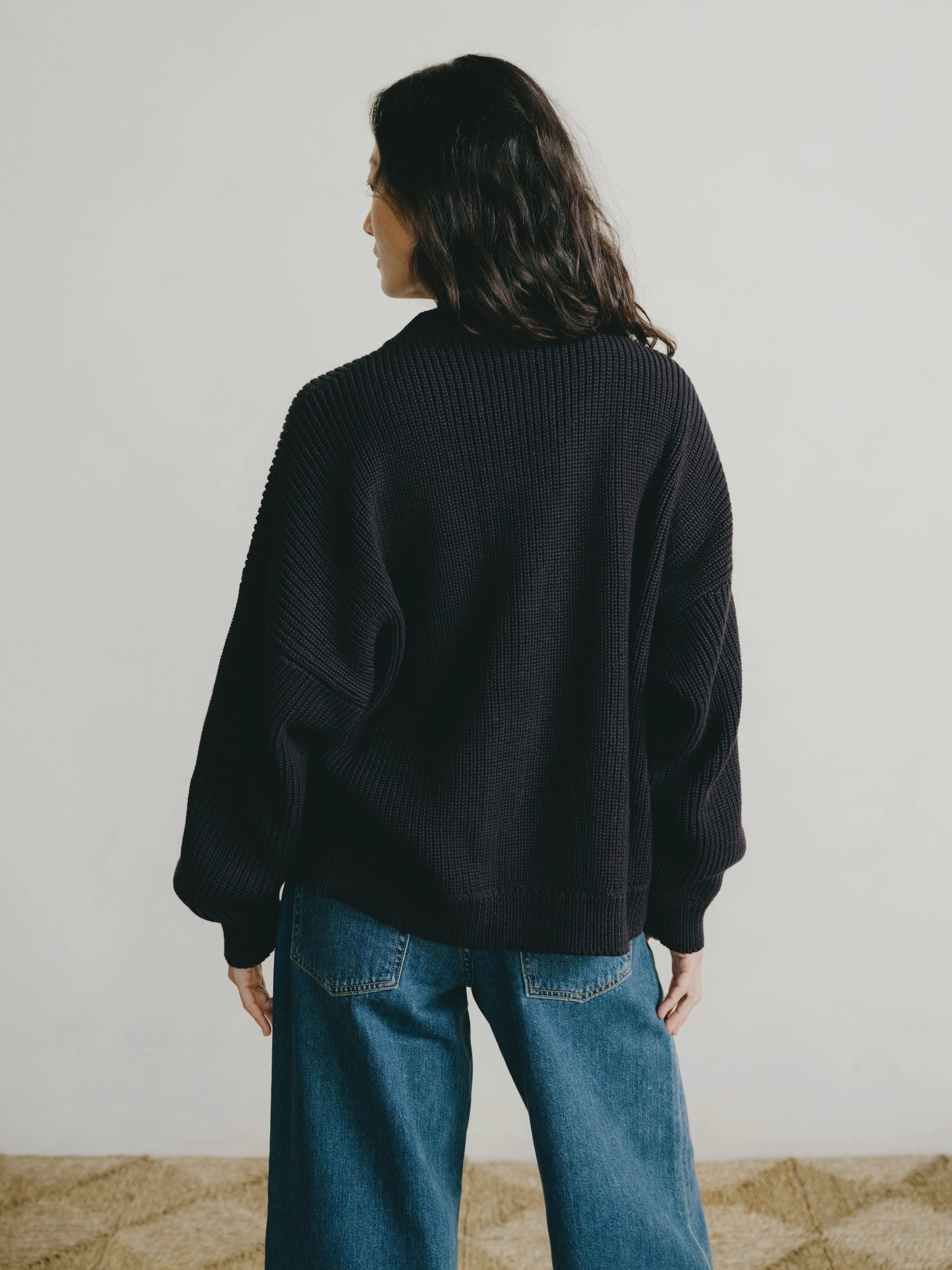 Chleo Crew, Organic Cotton, Navy sold by Ozma product image thumbnail 4