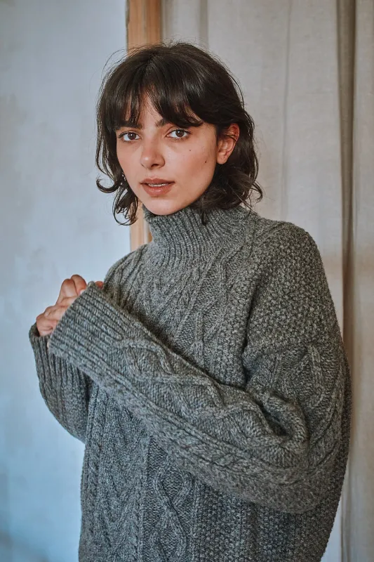 GWENAELLE Irish Cable Sweater in Merino Wool - Ash Grey sold by L’ENVERS