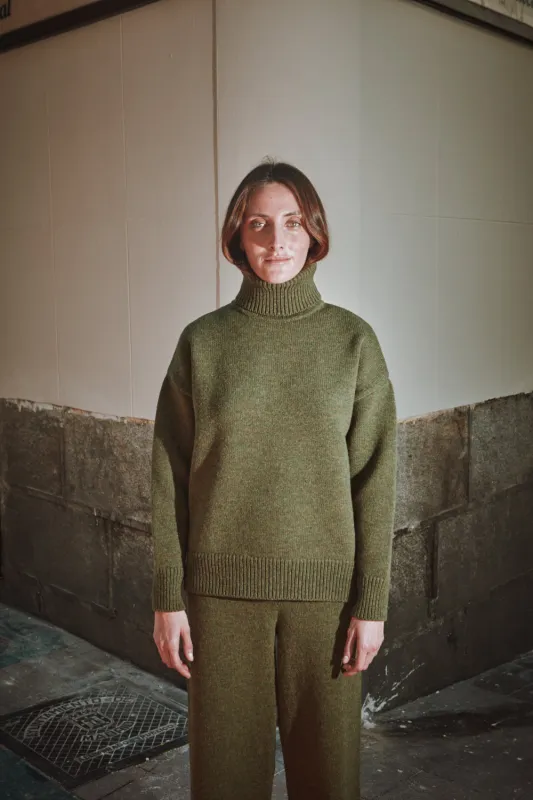 THERESE Turtleneck Sweater in Merino Wool - Olive Green sold by L’ENVERS