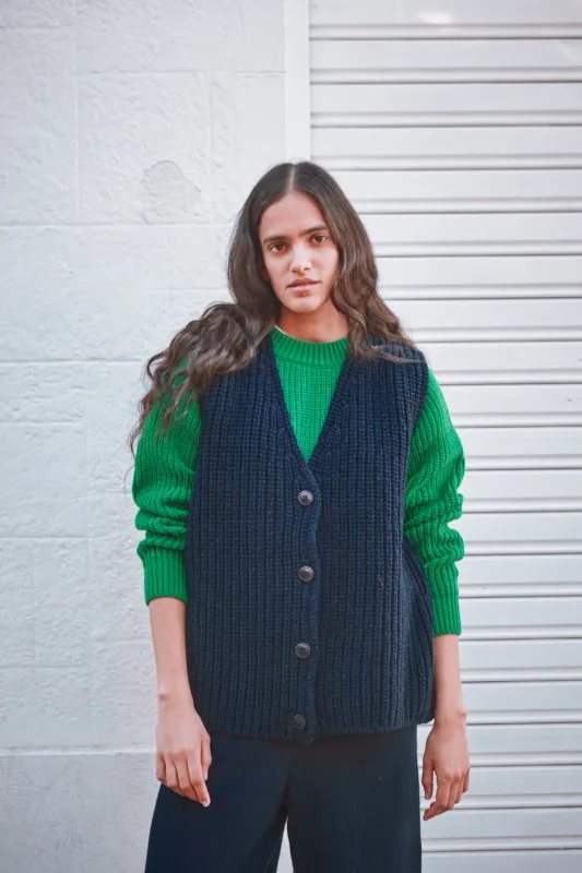 VERA Sleeveless Vest in Merino Wool - Navy sold by L’ENVERS