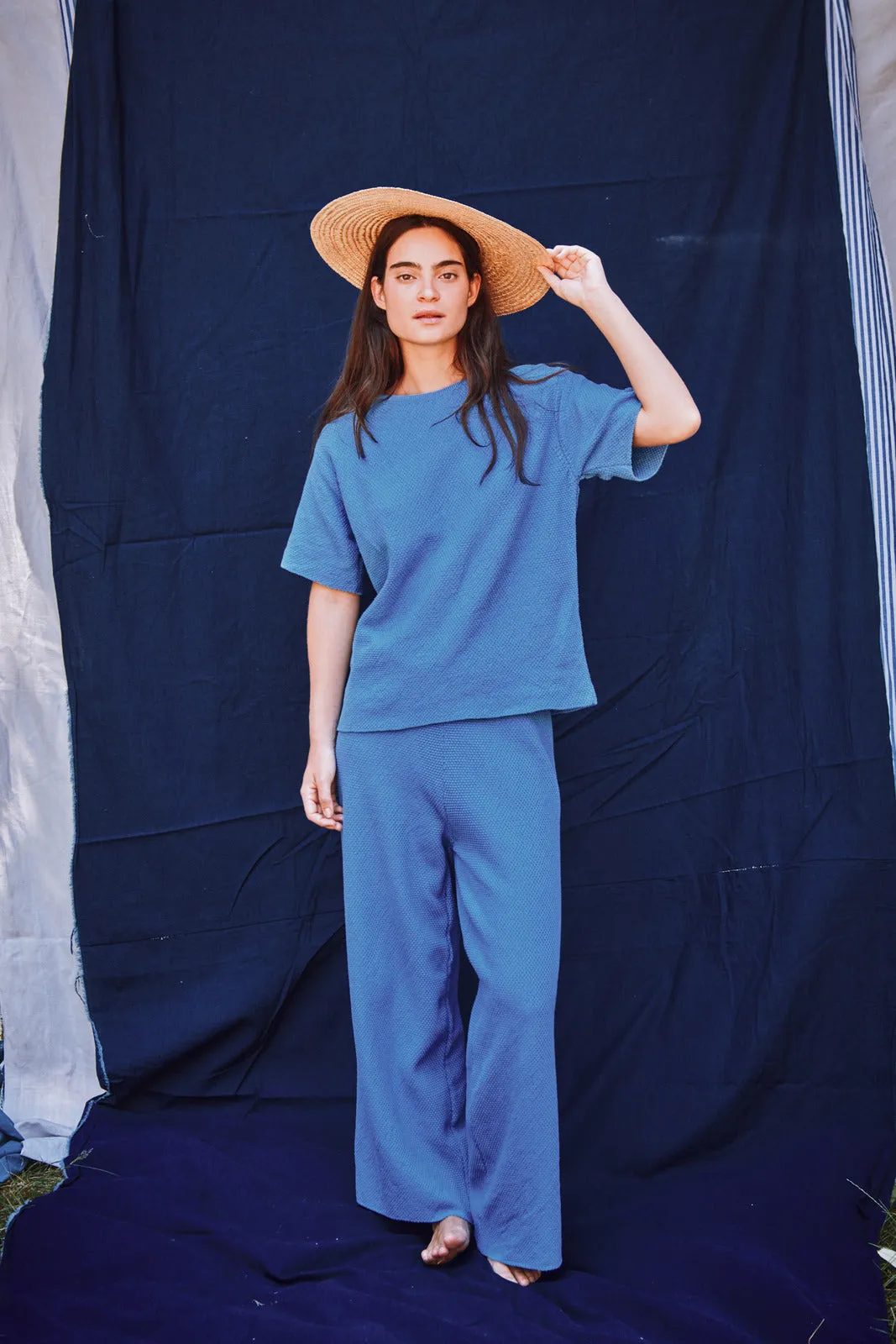 LOUISA Cropped Pants in Organic Cotton - Cyan Blue sold by L’ENVERS product image thumbnail 4