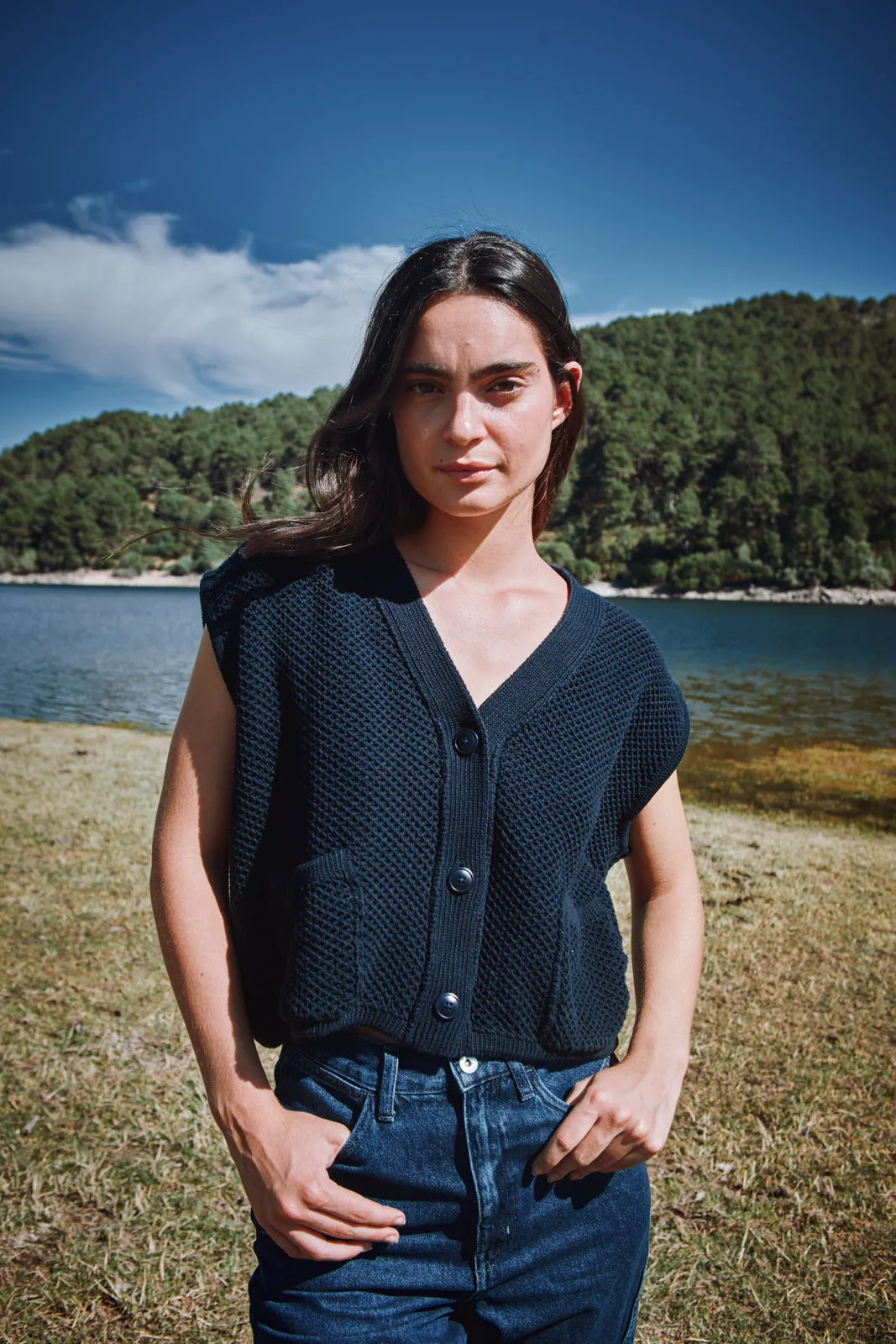 ELEONORE Sleeveless V-Neck Cardigan in Organic Cotton - Navy Blue sold by L’ENVERS