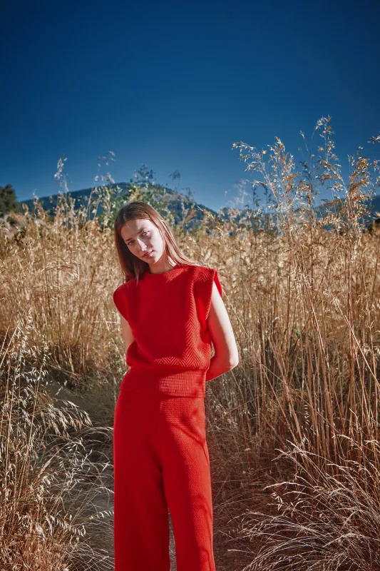 VALENTINE Sleeveless Top in Organic Cotton - Red sold by L’ENVERS