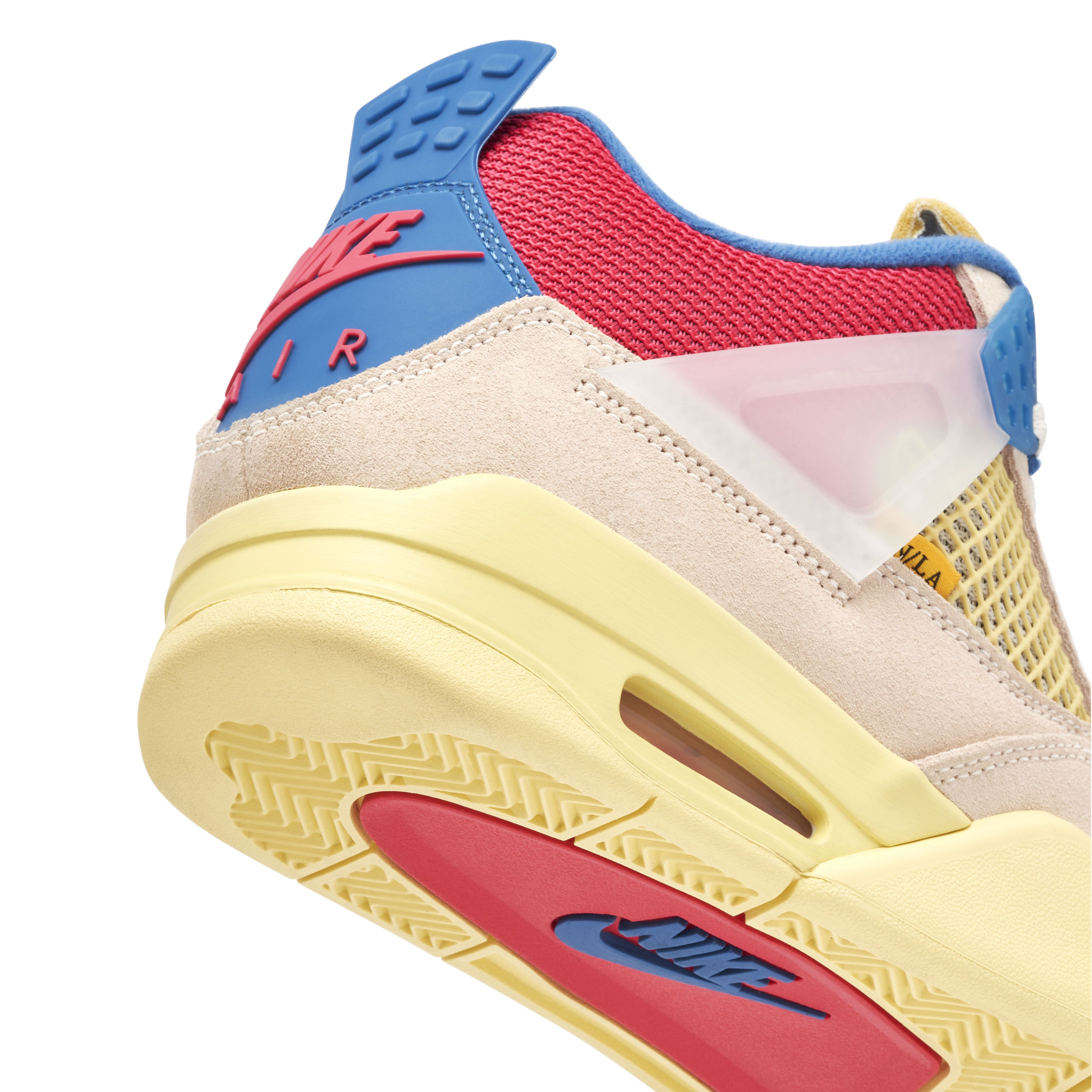 Air Jordan 4 Retro Union Guava Ice sold by Laced product image thumbnail 5