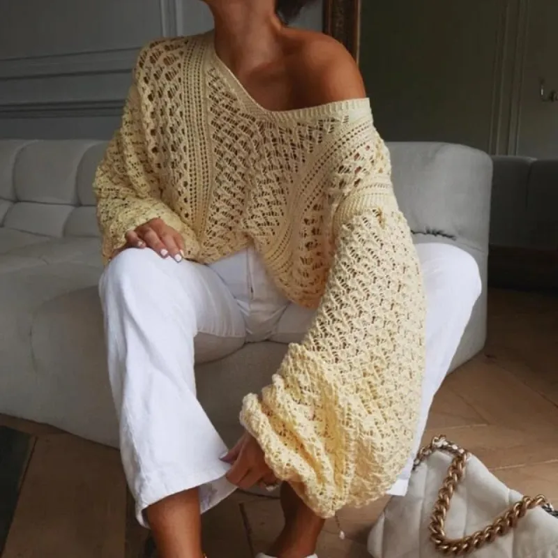 Kinsley Hollowed Top sold by Hudson and Bailey