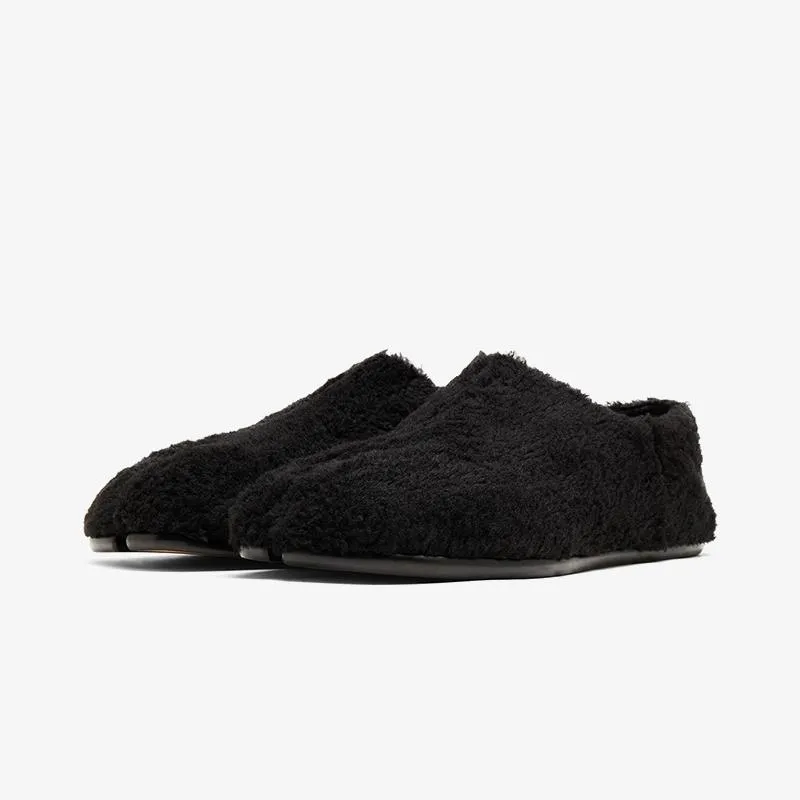 Faux Fur Spilt-Toe Shoes sold by ArnoConti