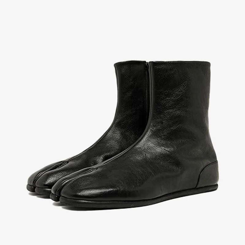 Split-toe flat ankle boots Unisex sold by ArnoConti