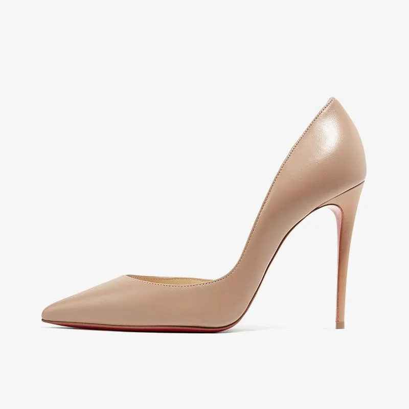 Chic Neutral Pointed Pumps sold by ArnoConti