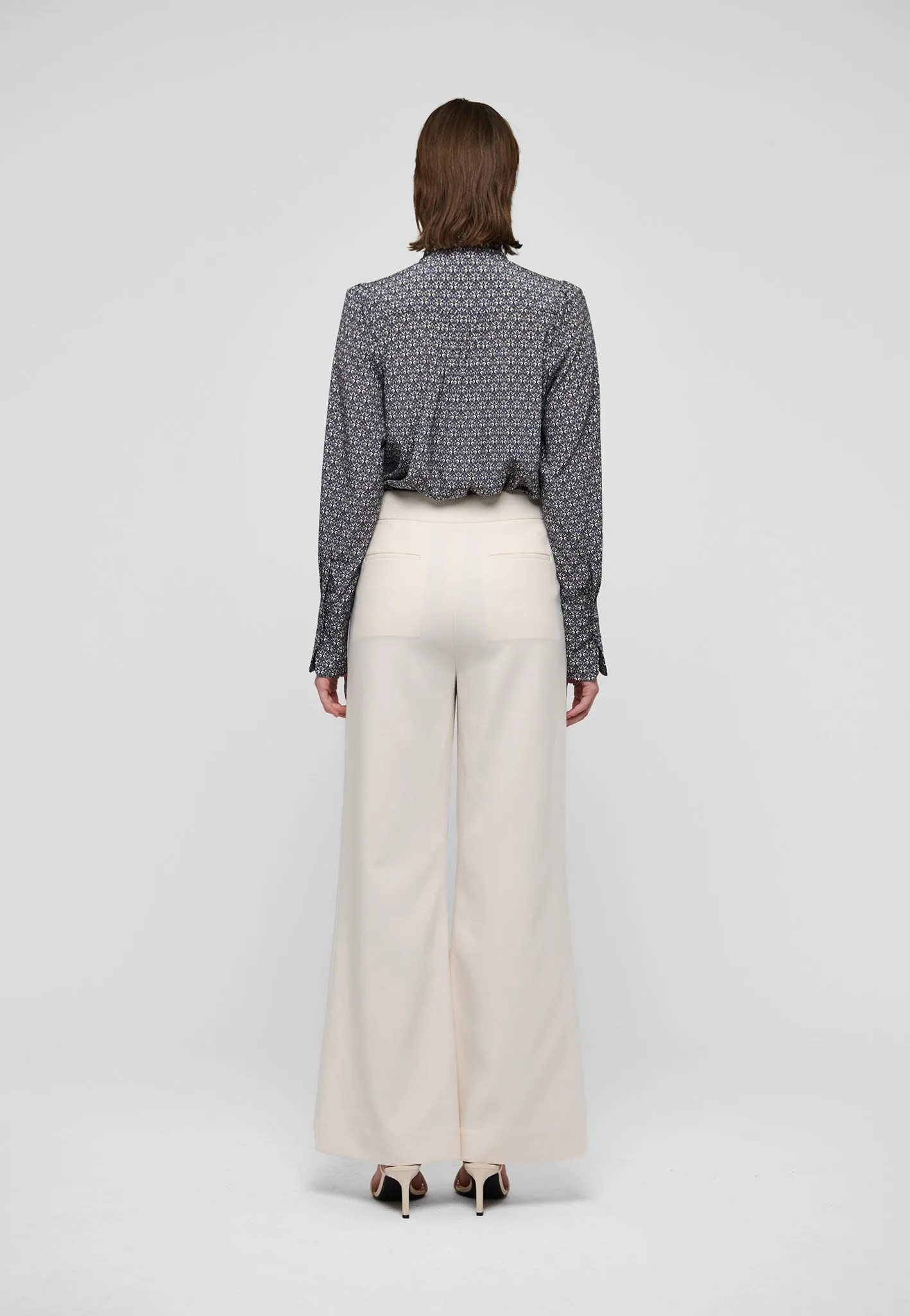 RobertaDEA-Willow sold by Dea Kudibal product image thumbnail 5
