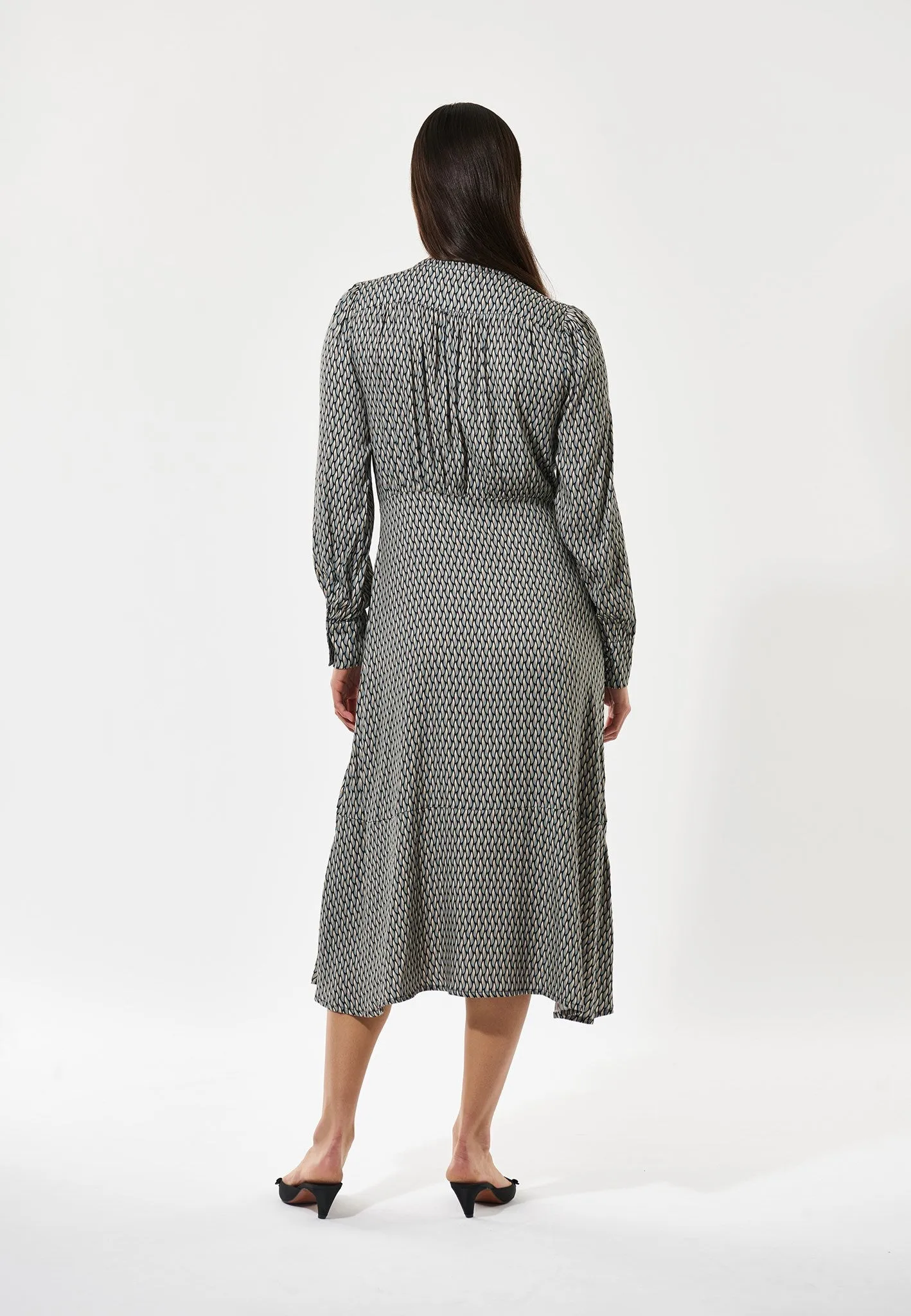 RumerDEA EV-Shiro sold by Dea Kudibal product image thumbnail 3