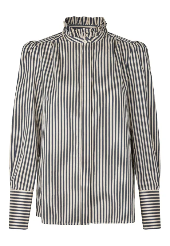 RobertaDEA-Classic Stripe made by Dea Kudibal