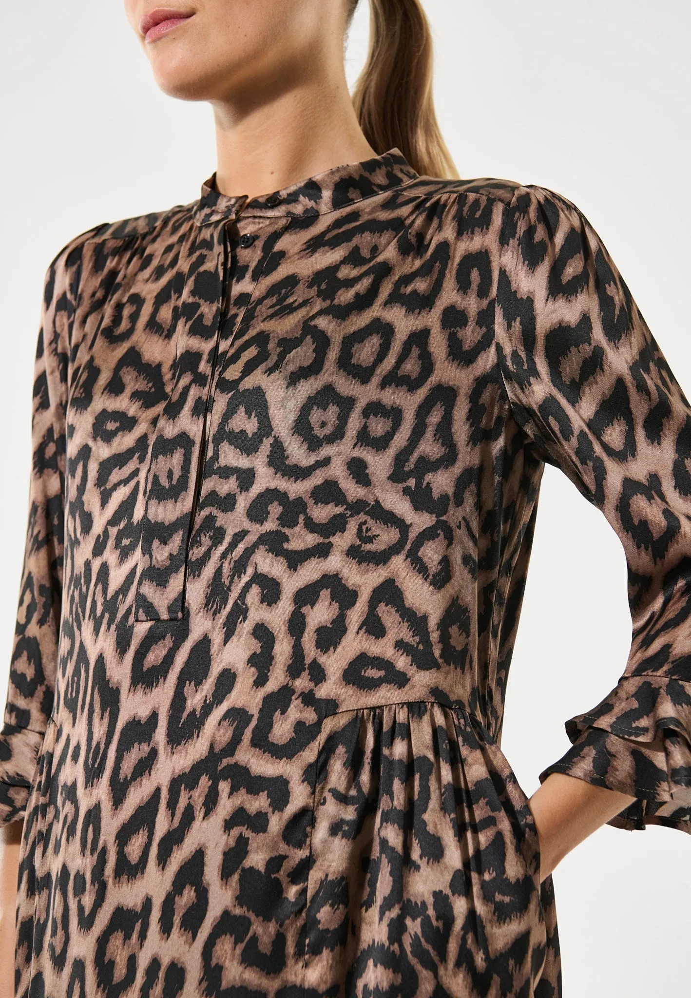 RosannaDEA-Animal sold by Dea Kudibal product image thumbnail 4
