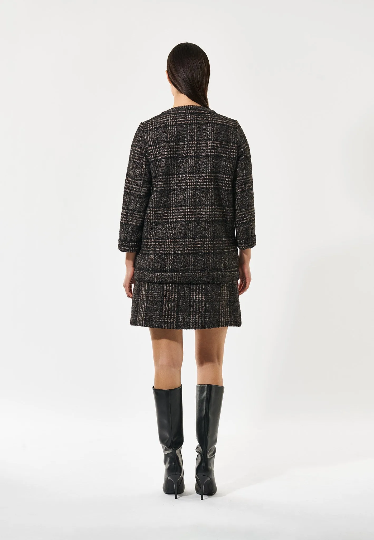 AishaDEA-Black Check sold by Dea Kudibal product image thumbnail 5