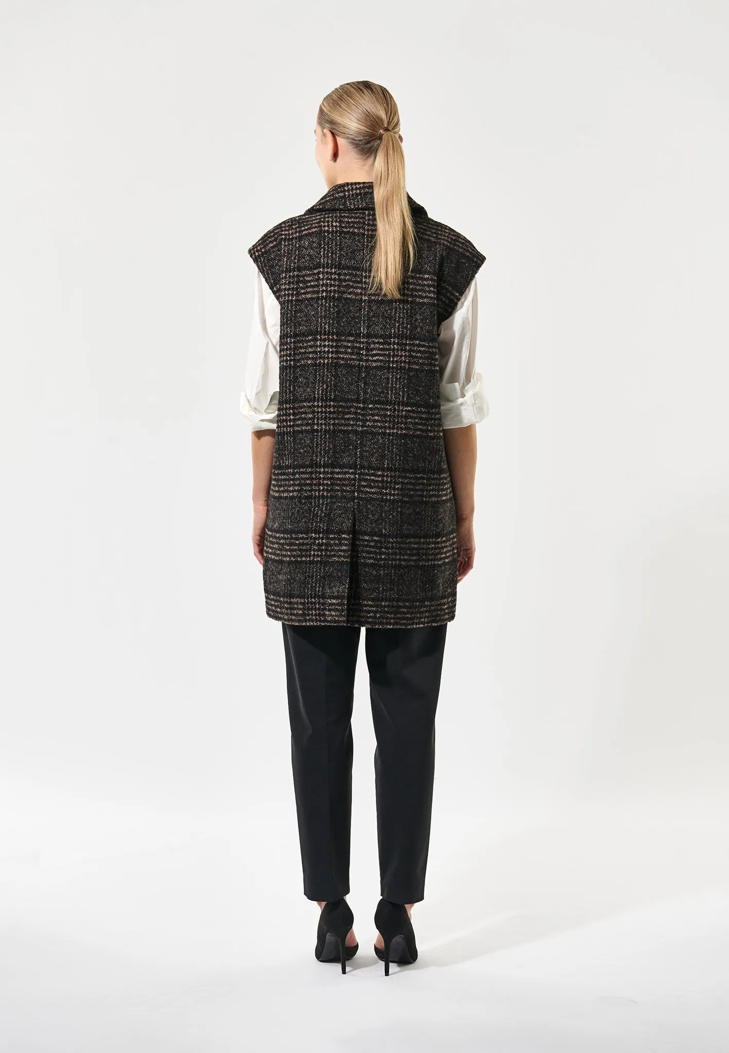 DunjaDEA-Black Check sold by Dea Kudibal product image thumbnail 3