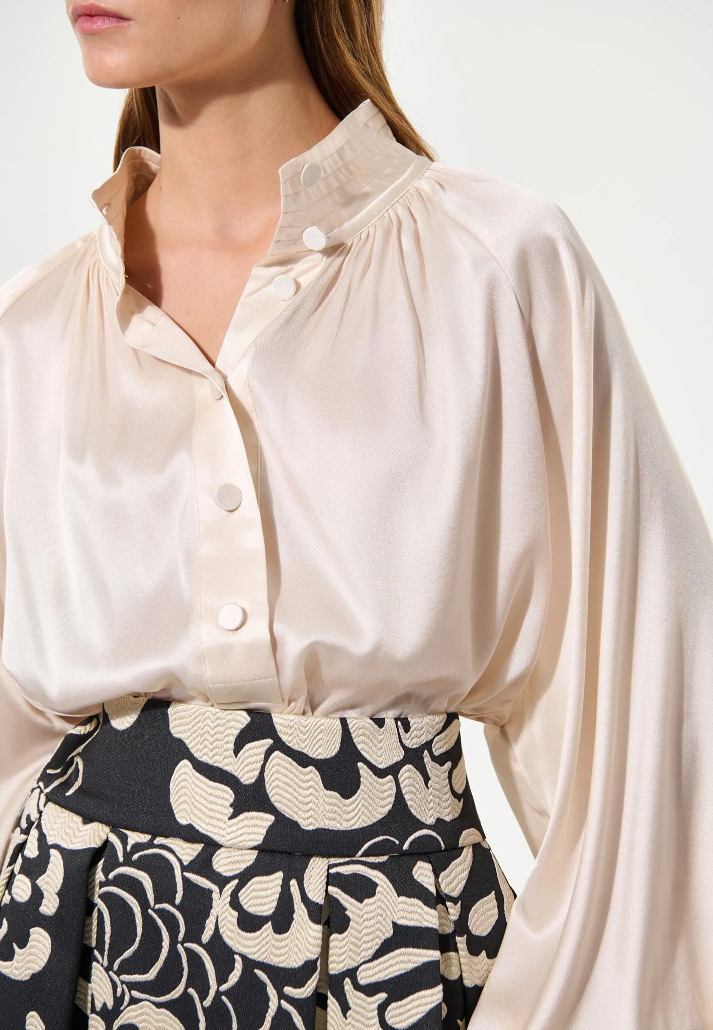 NicolaDEA-Porcelain sold by Dea Kudibal product image thumbnail 4
