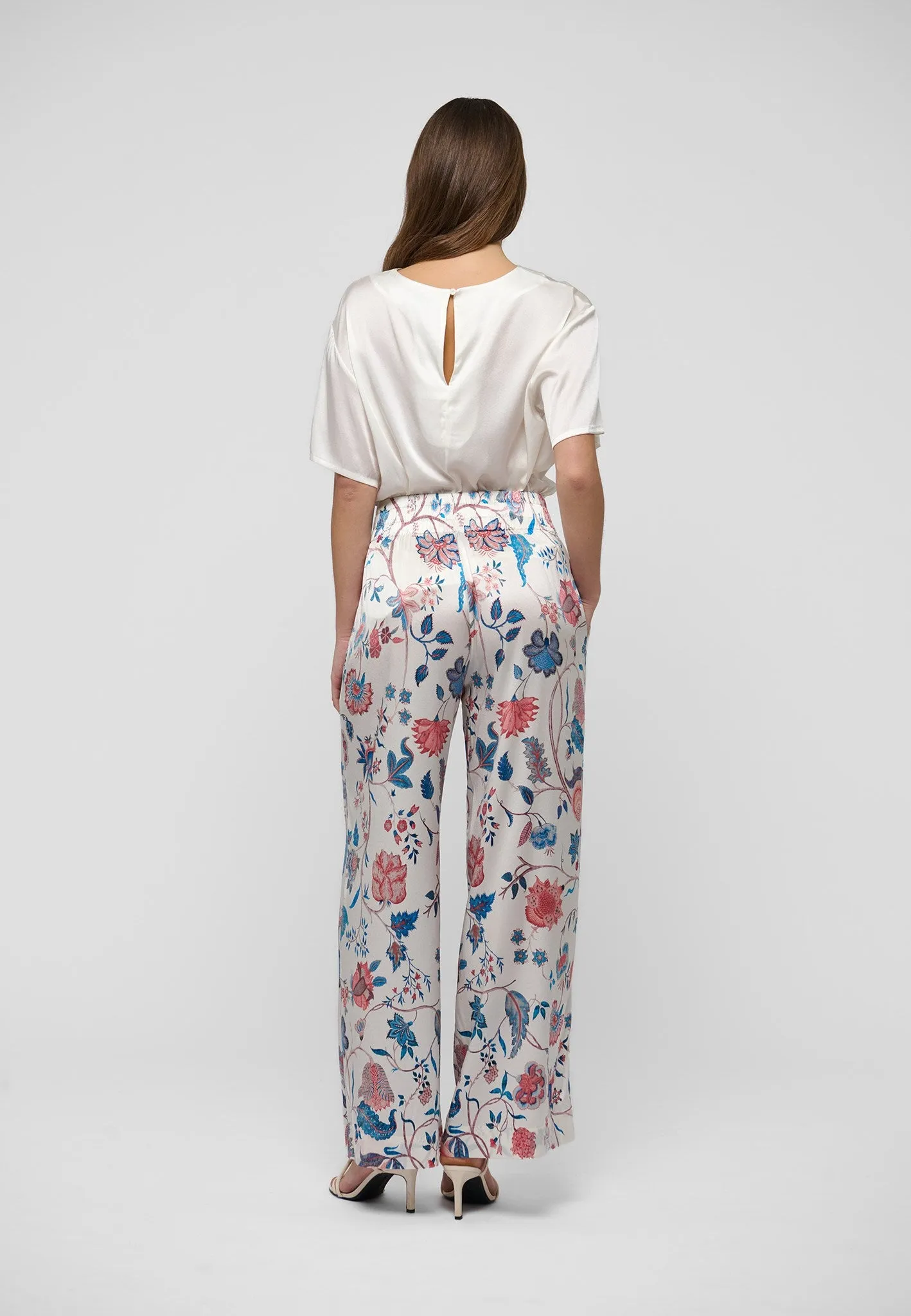 SolanaDEA-Nat. White sold by Dea Kudibal product image thumbnail 5