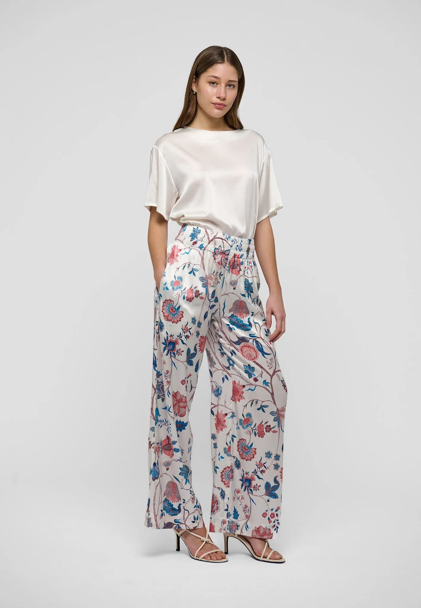 SolanaDEA-Nat. White sold by Dea Kudibal product image thumbnail 3