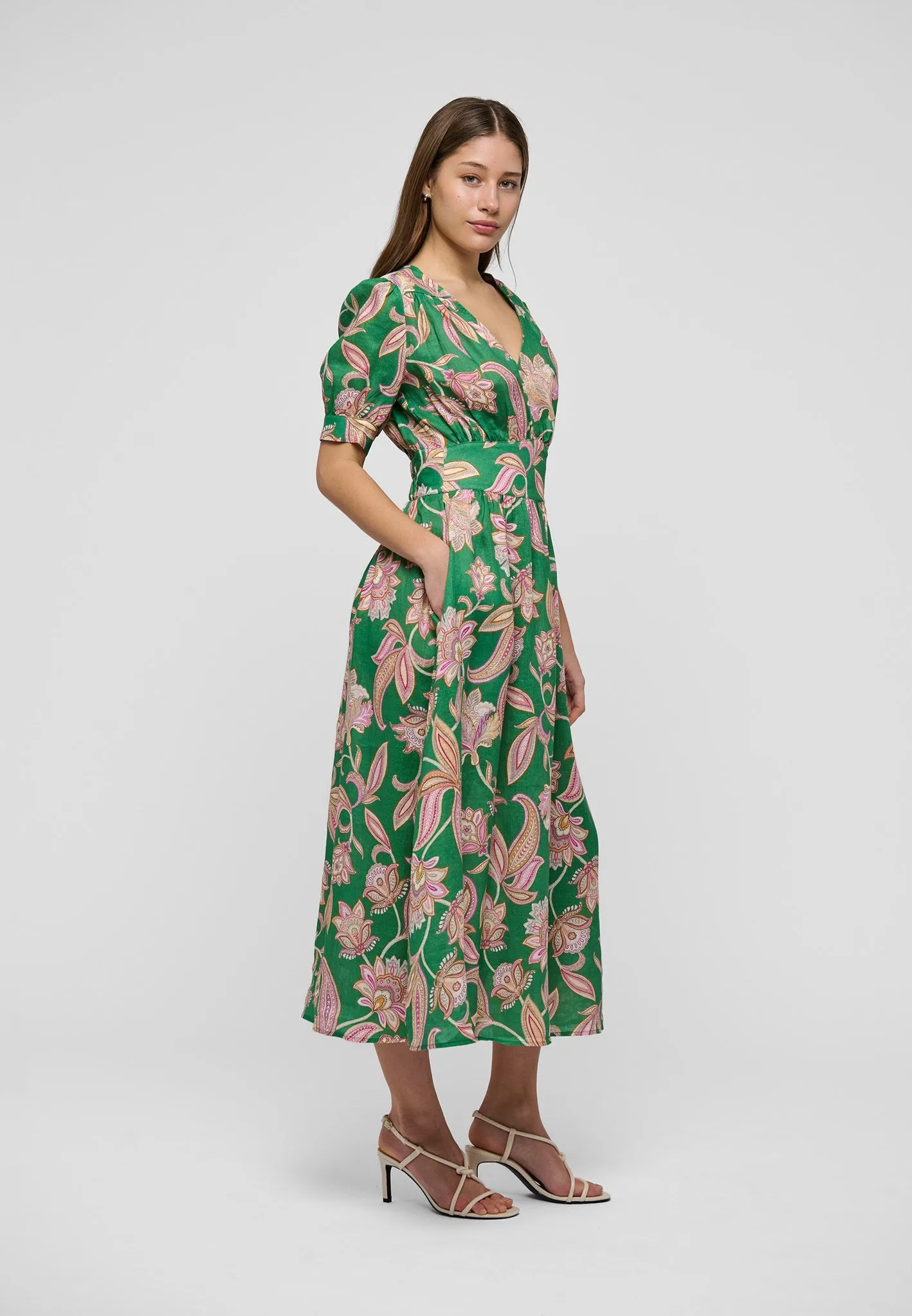 LeandraDEA NS-Paisley Full Green sold by Dea Kudibal product image thumbnail 2