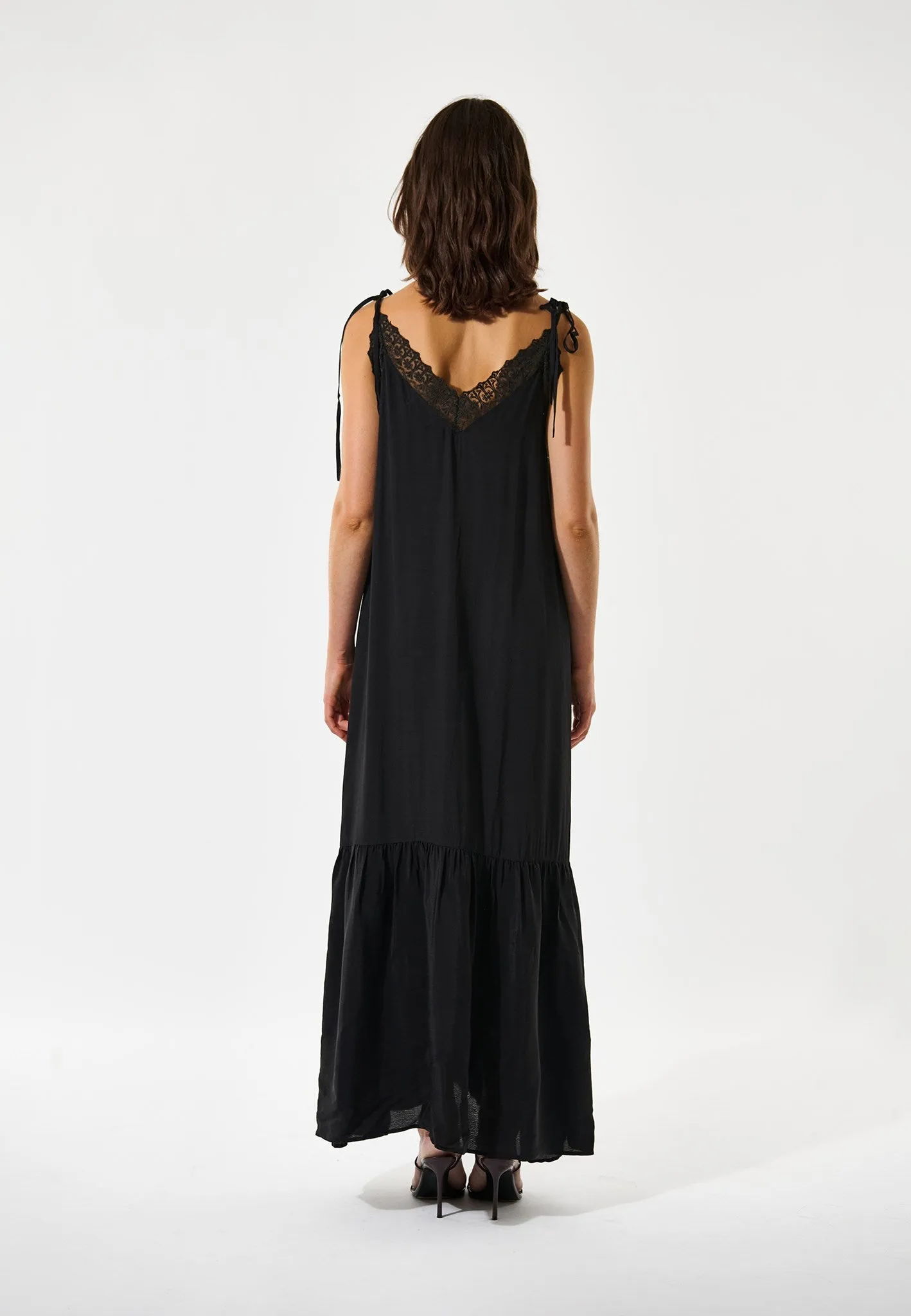 AliciannaDEA NS-Black sold by Dea Kudibal product image thumbnail 3