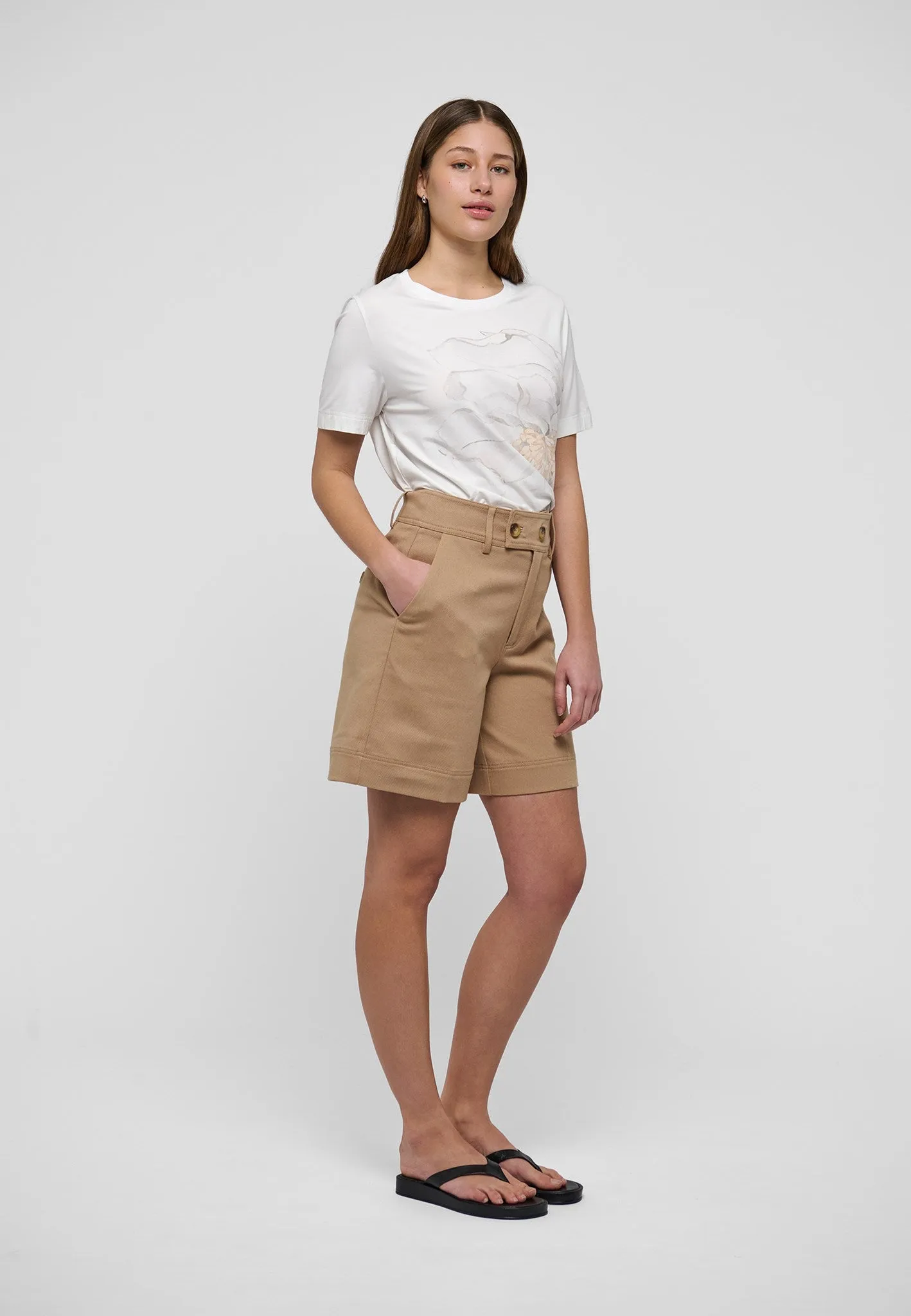 JuliesDEA-Rosea Plena White sold by Dea Kudibal product image thumbnail 2